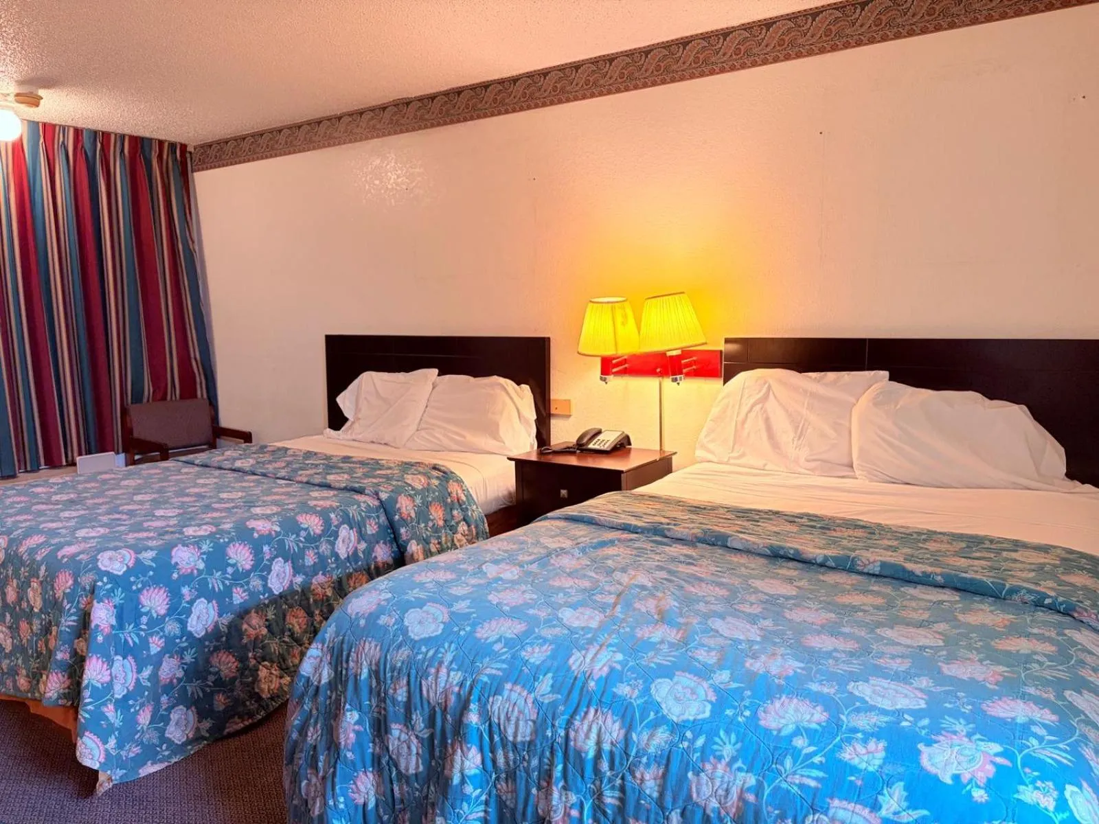 Bedroom, Bed in Executive Inn & Suites Lufkin US 59