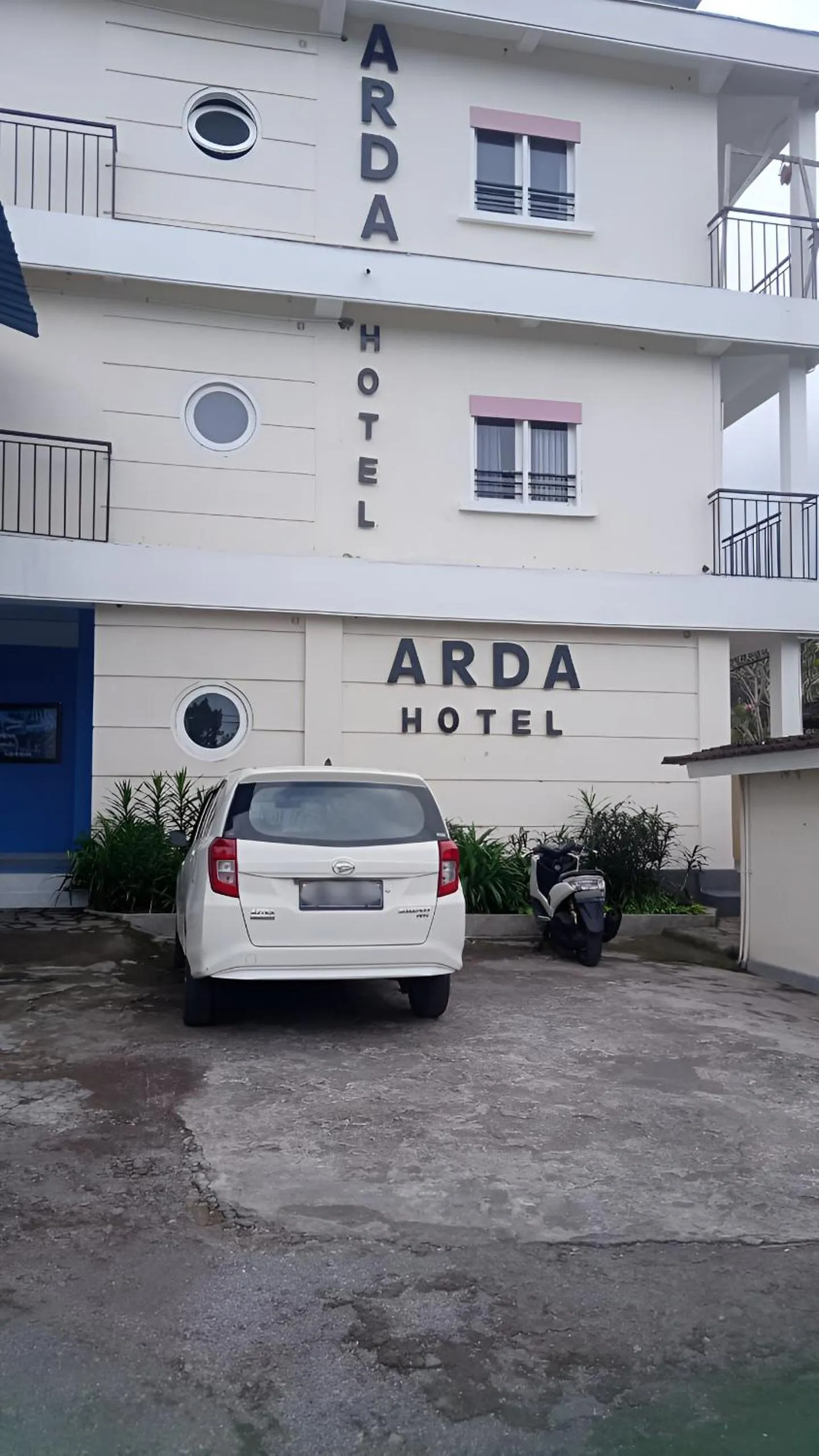 Property building in Hotel Arda Bali