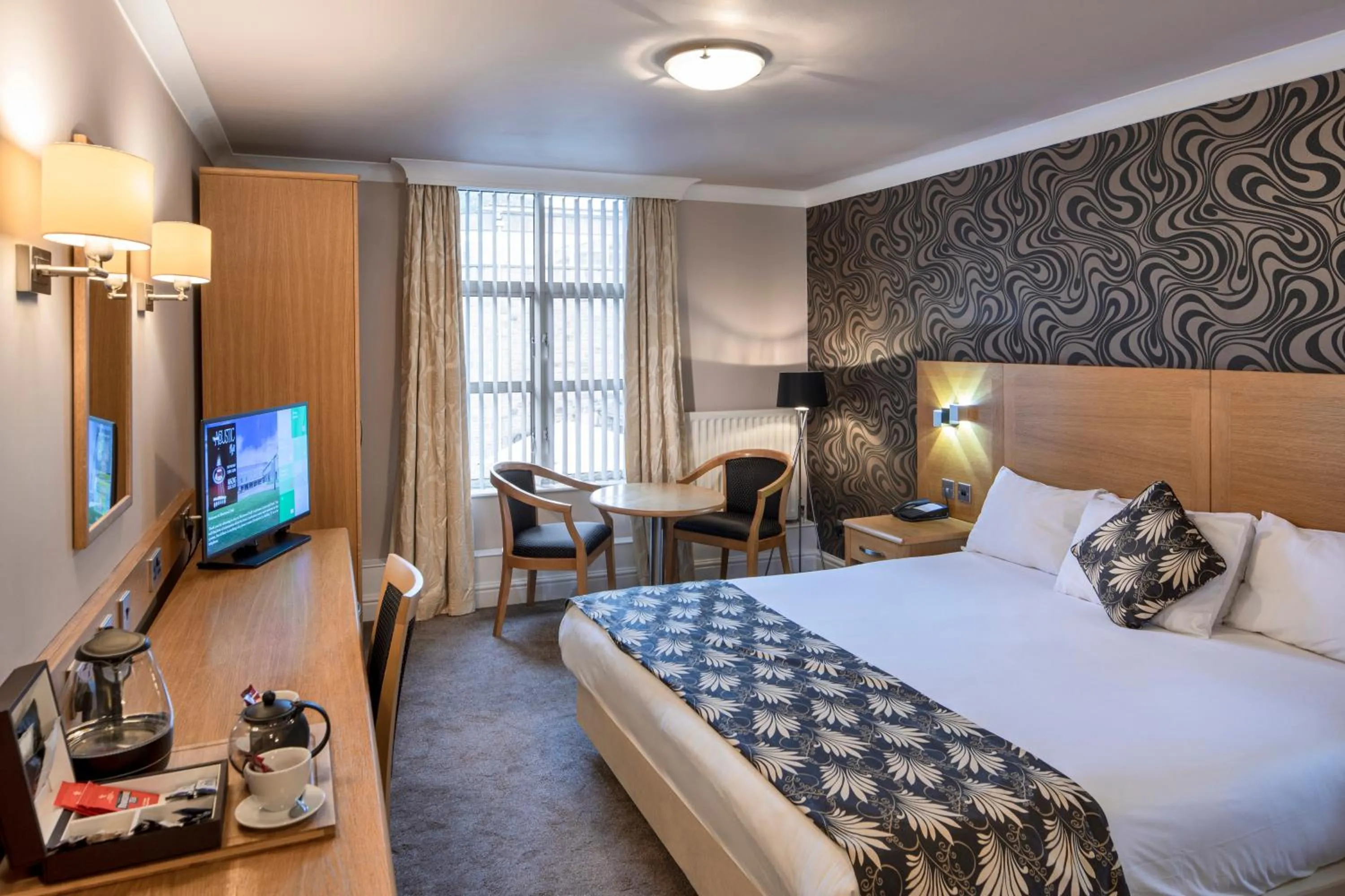 Photo of the whole room, Bed in Weetwood Hall Estate