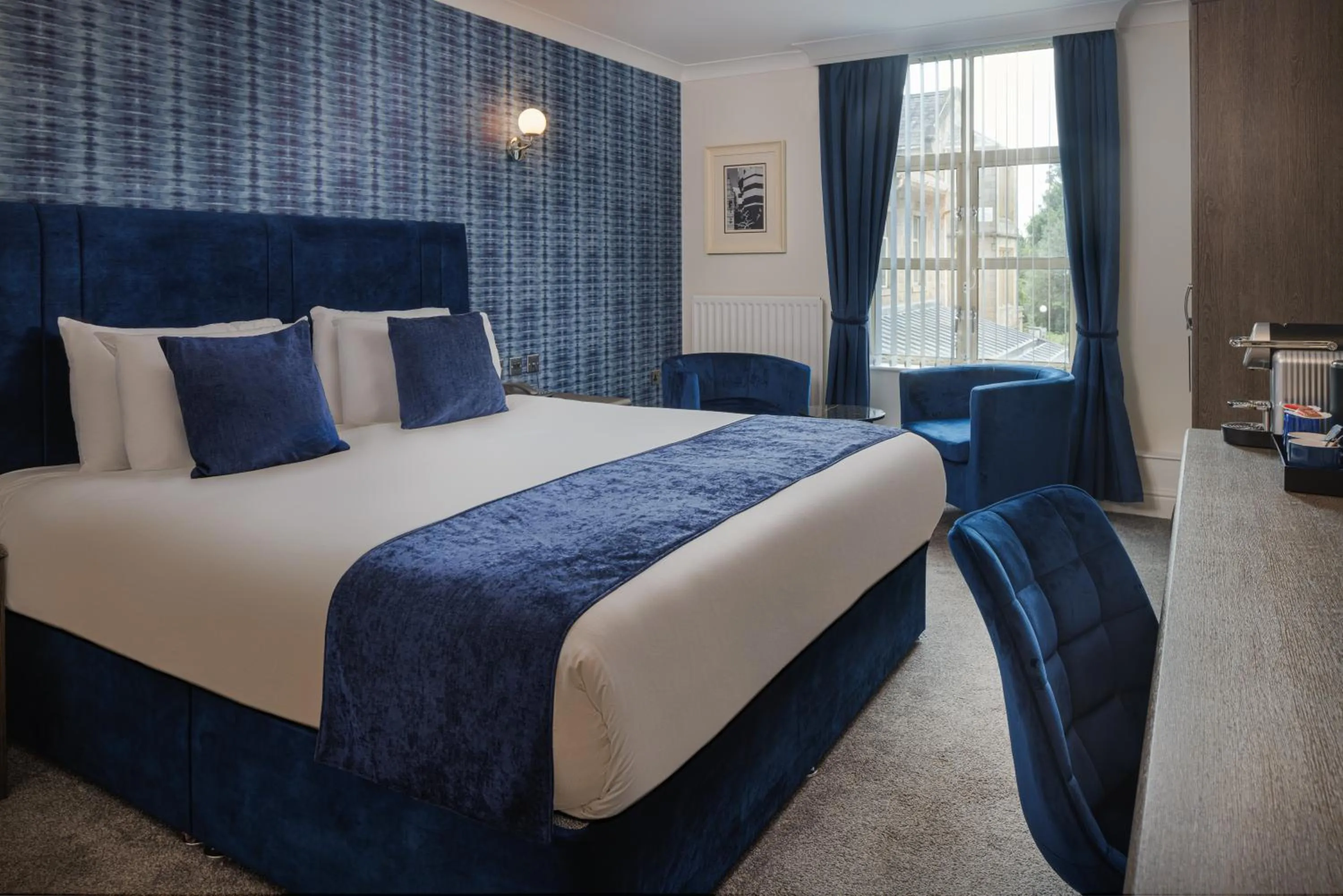 Bedroom, Bed in Weetwood Hall Estate