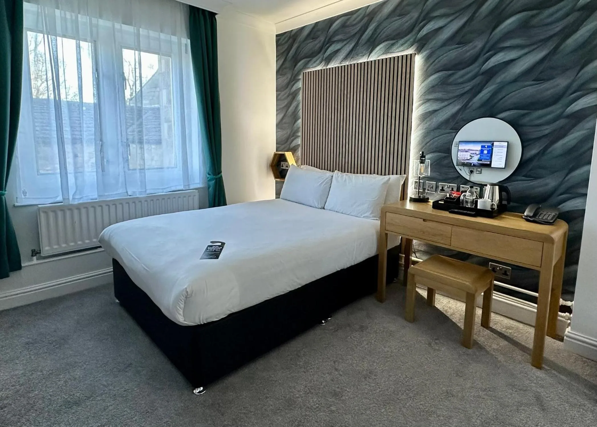 Bedroom, Bed in Weetwood Hall Estate