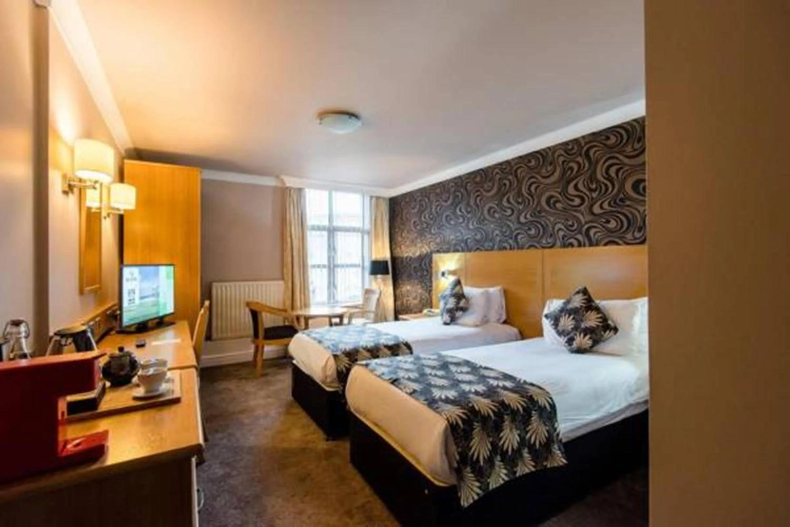 Bedroom, Bed in Weetwood Hall Estate