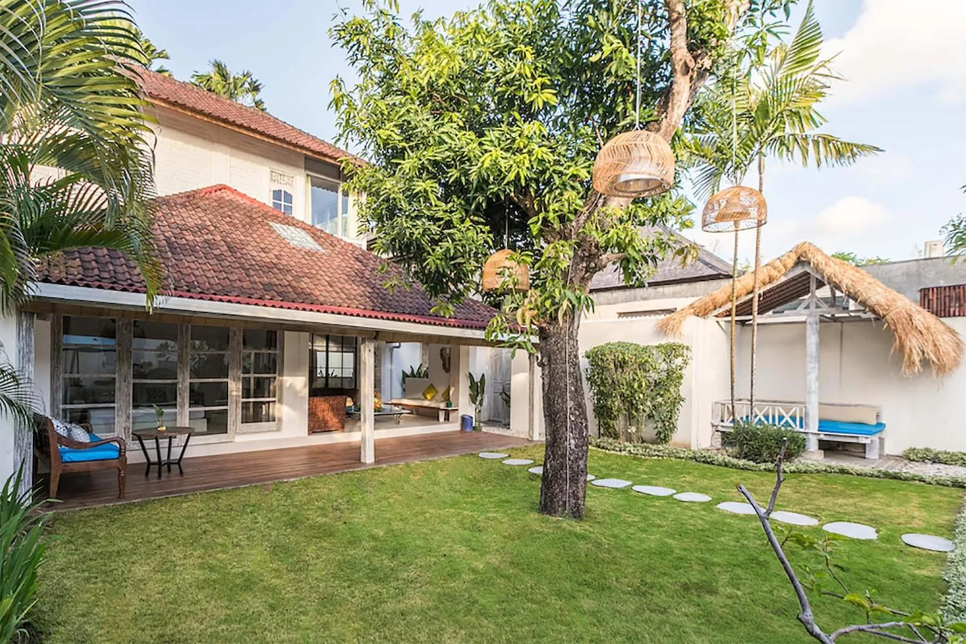 Day in Villa Nyama by Optimum Bali Villas