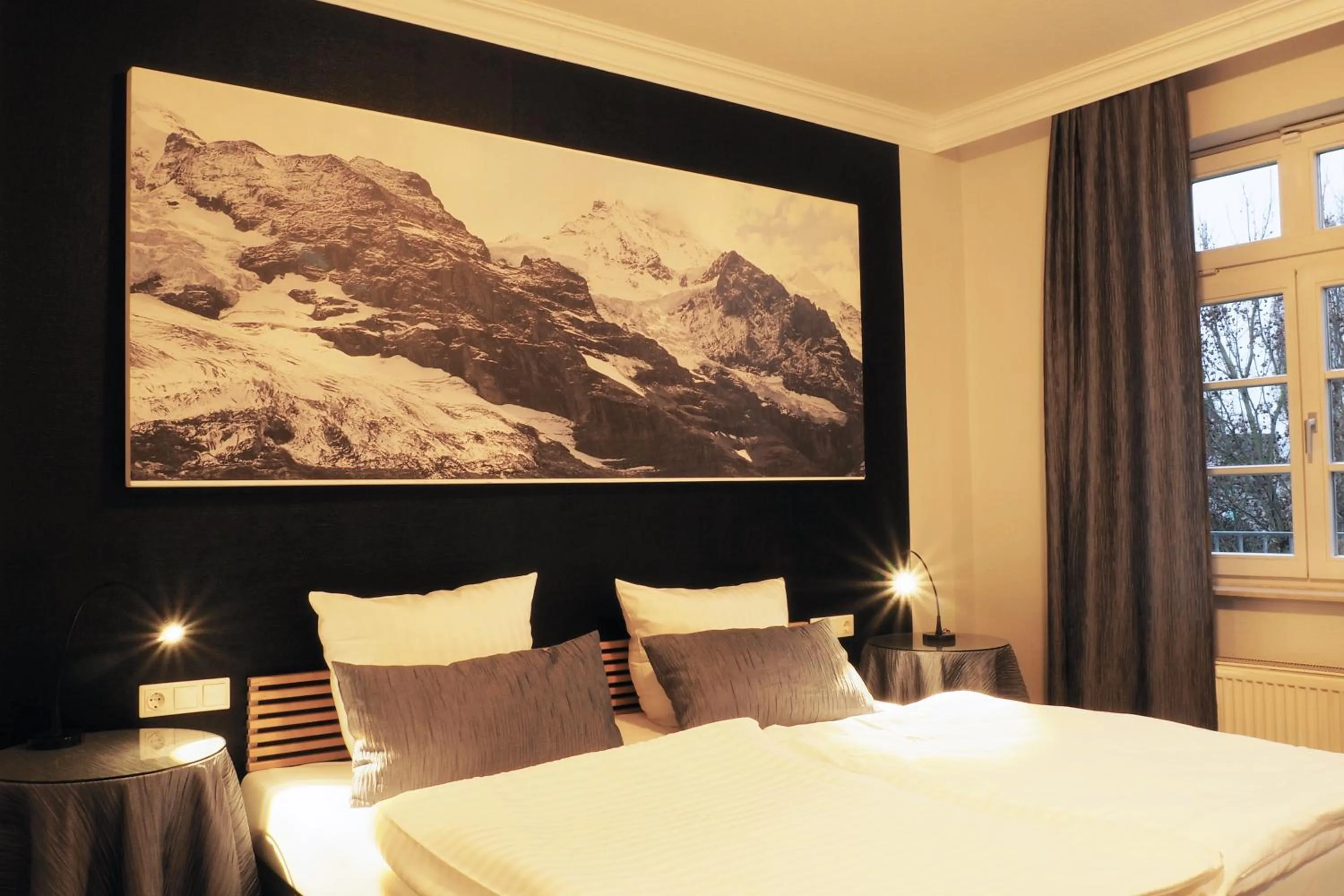 Photo of the whole room, Bed in Rein Klassik Hotel