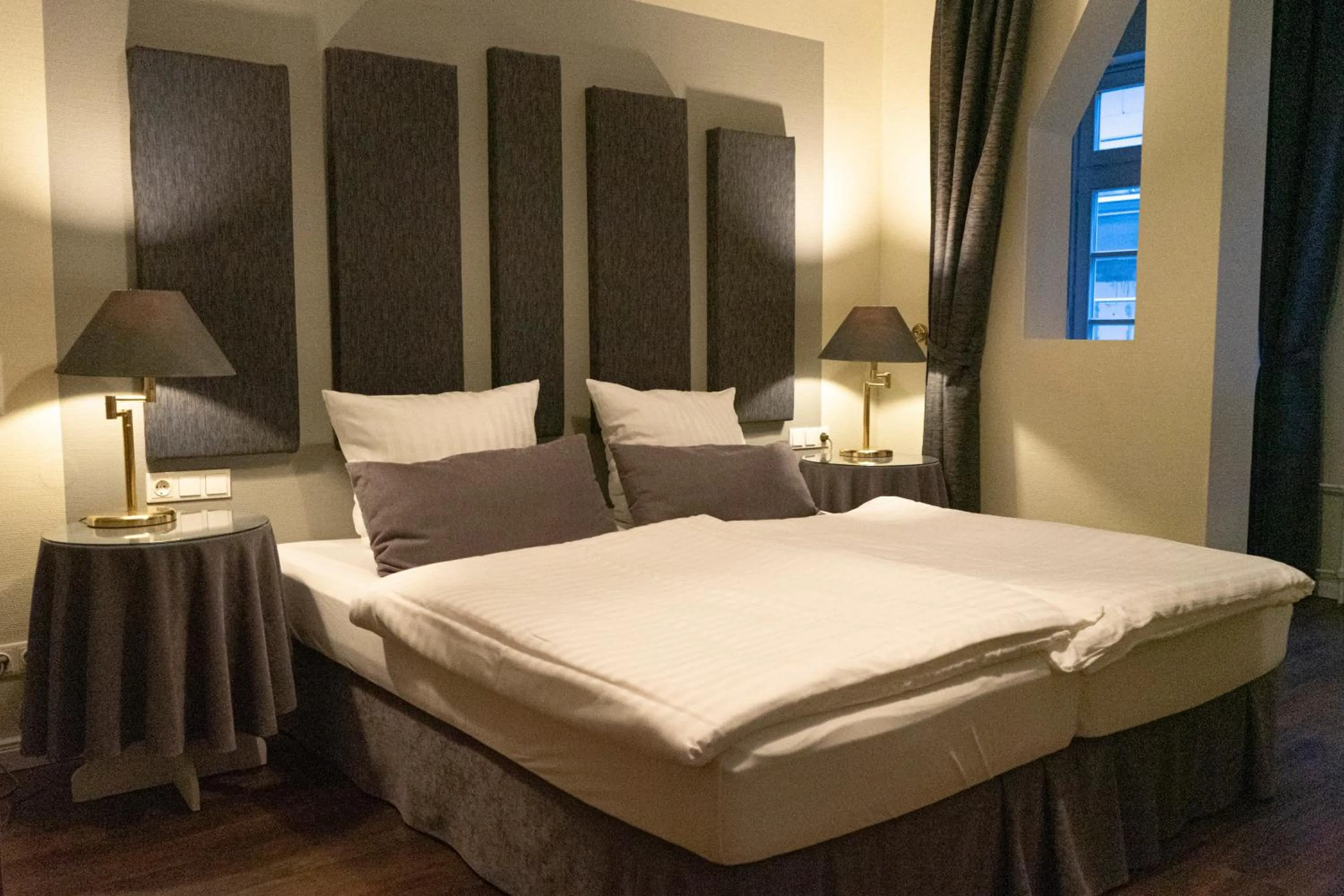 Photo of the whole room, Bed in Rein Klassik Hotel