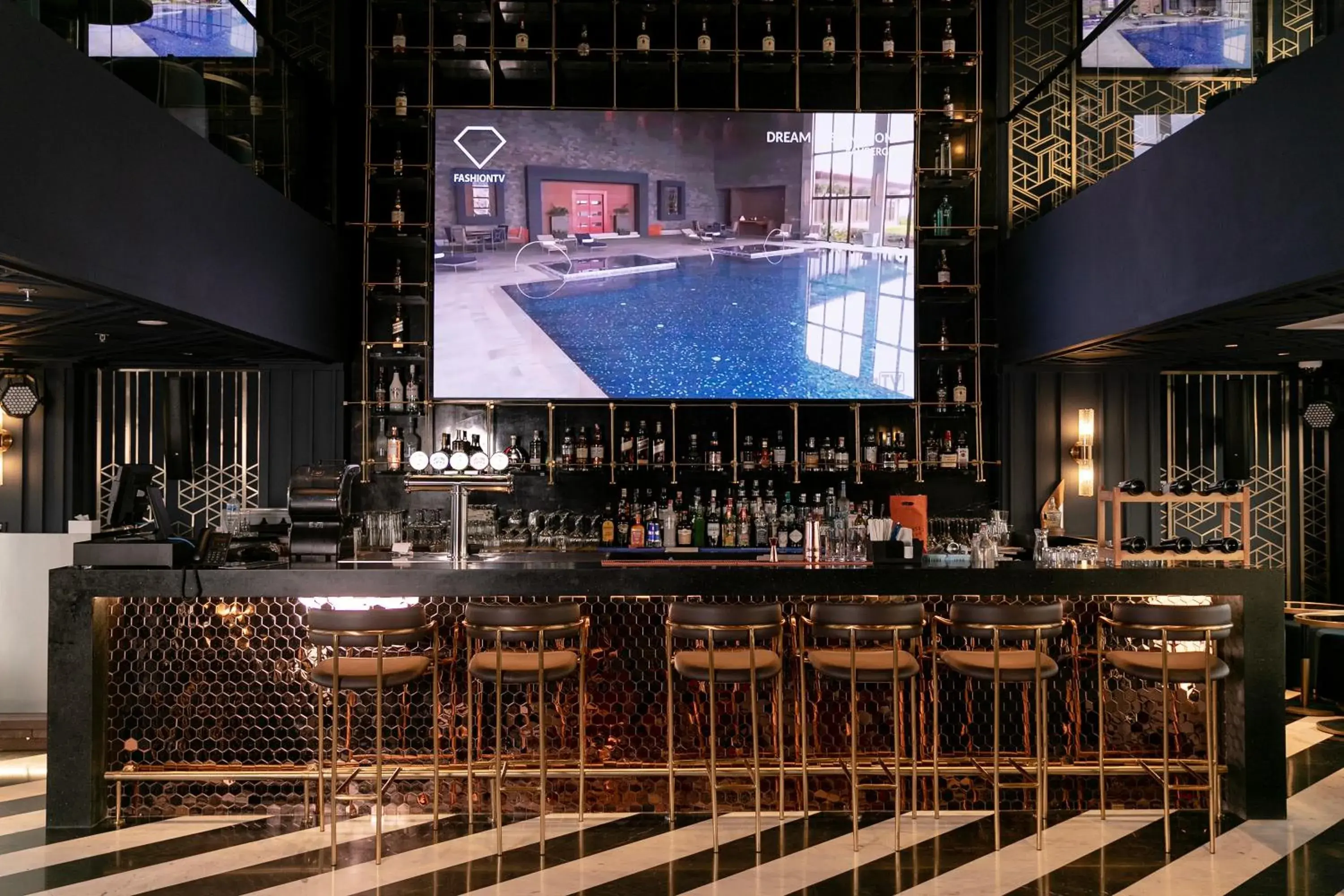 Restaurant/places to eat in Dusit Princess Kathmandu Restaurant/places to eat in Dusit Princess Kathmandu