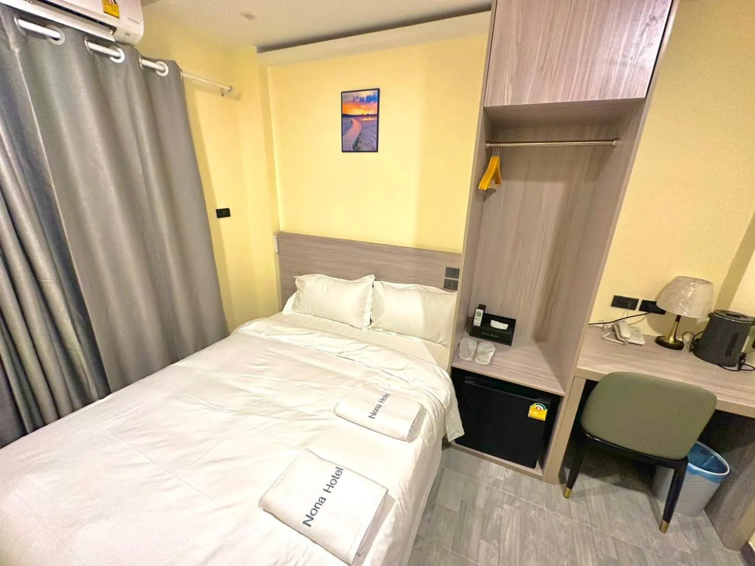 Bed in Nona Hotel, Bangkok