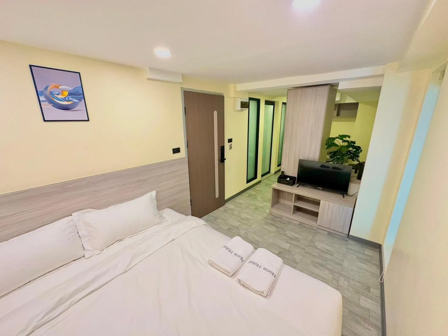 Bed in Nona Hotel, Bangkok