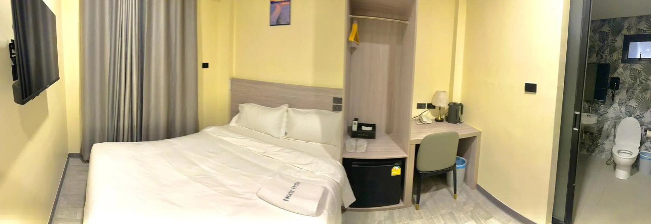 Bed in Nona Hotel, Bangkok