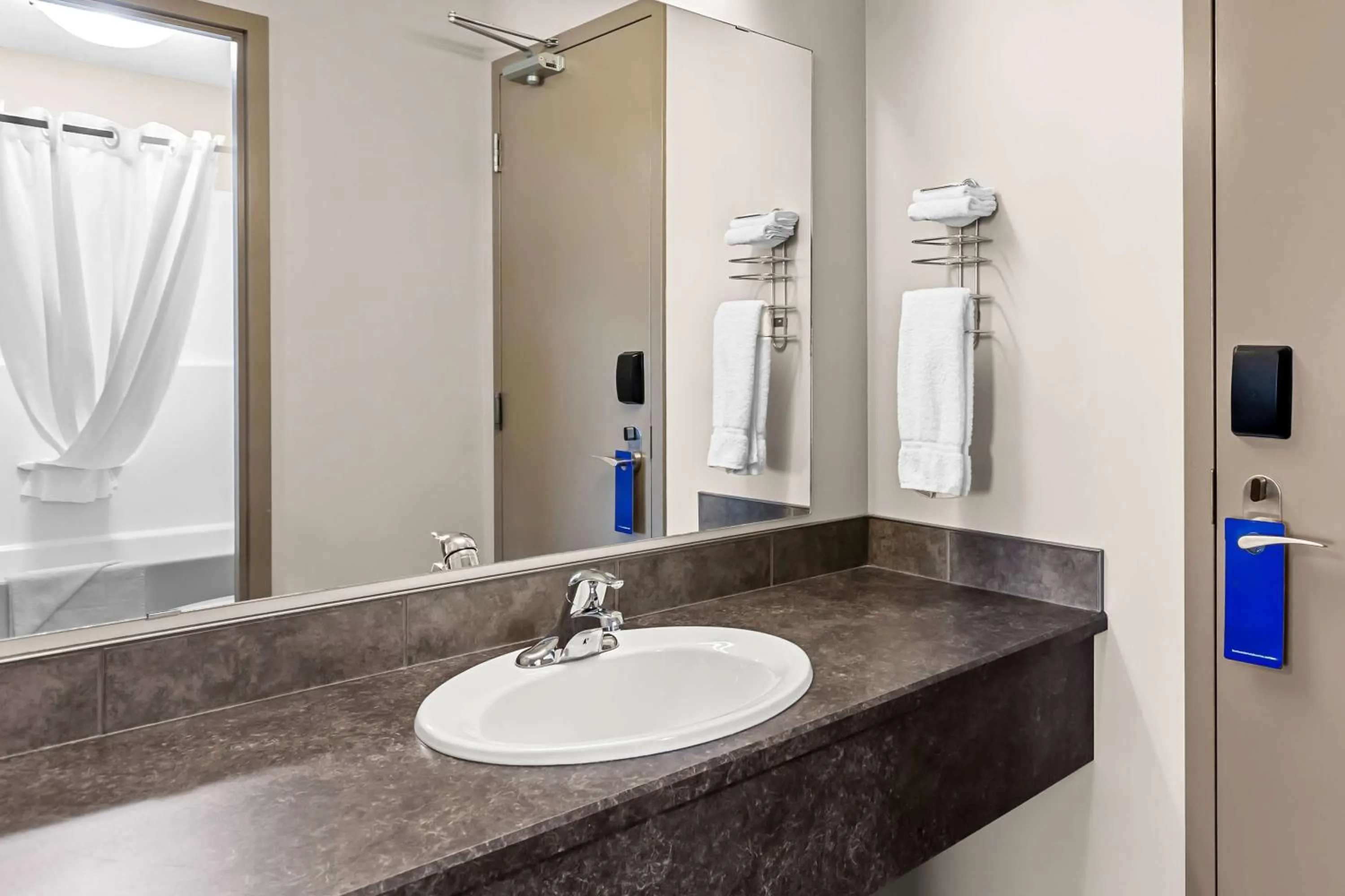 Bathroom in SureStay Hotel by Best Western Bassano