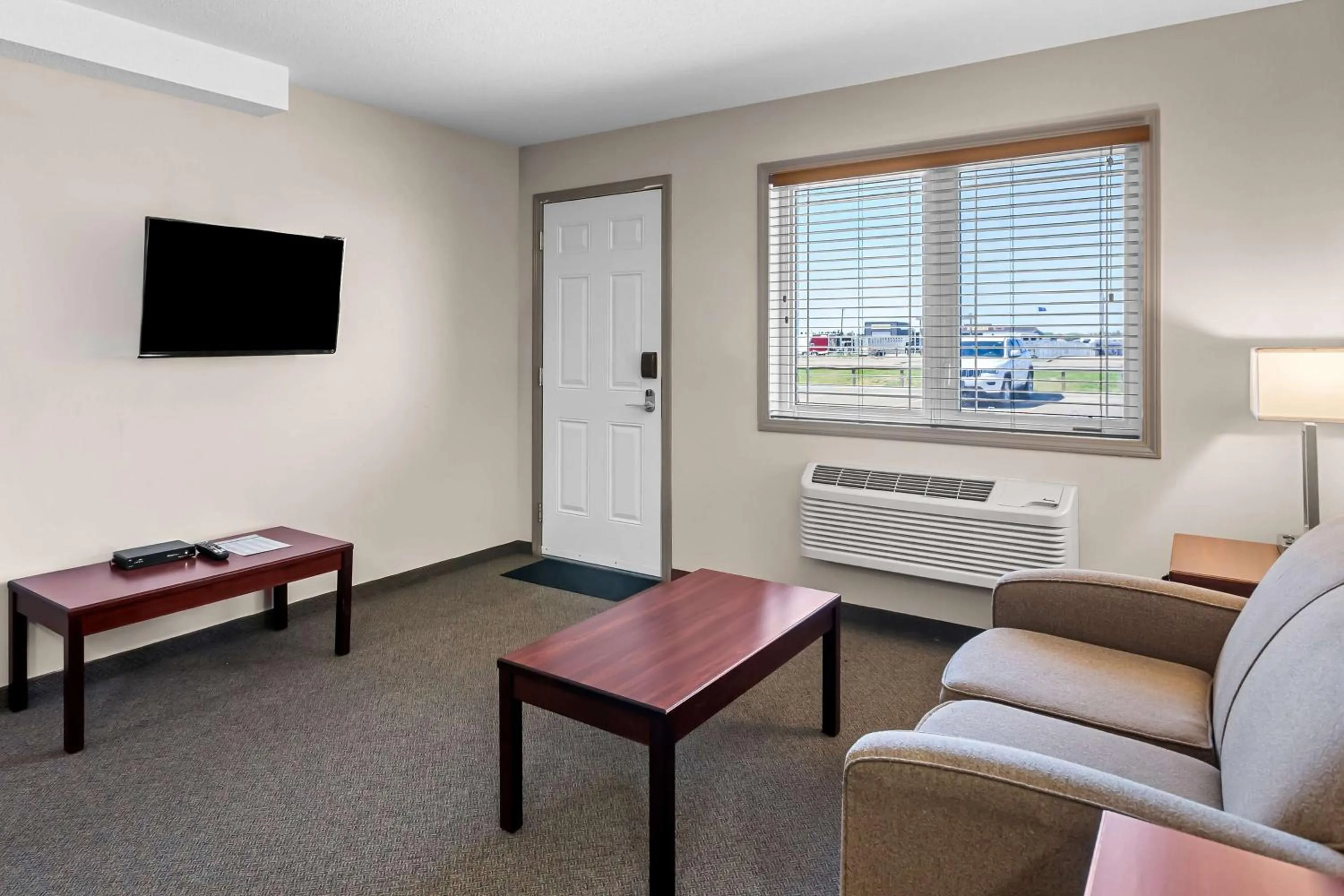 Photo of the whole room in SureStay Hotel by Best Western Bassano