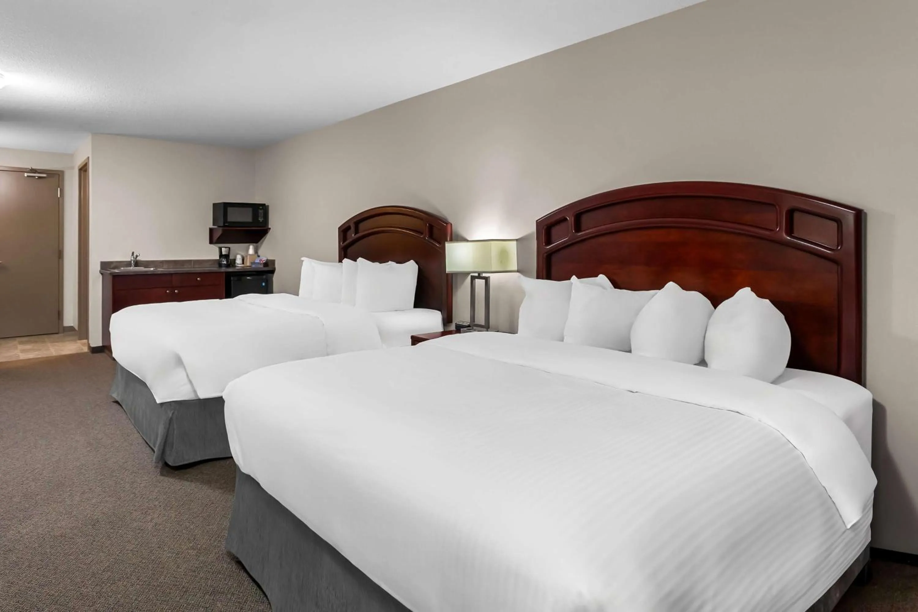 Bedroom, Bed in SureStay Hotel by Best Western Bassano