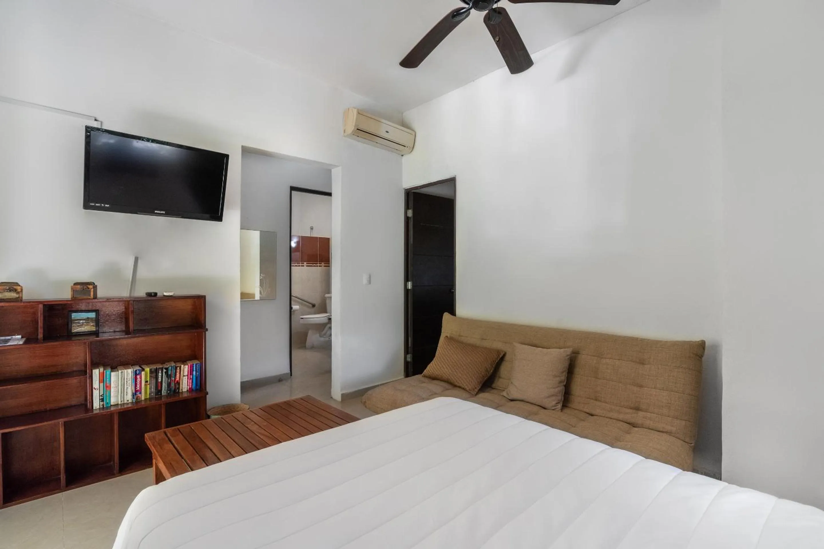 Bedroom, Bed in Villas Akalan