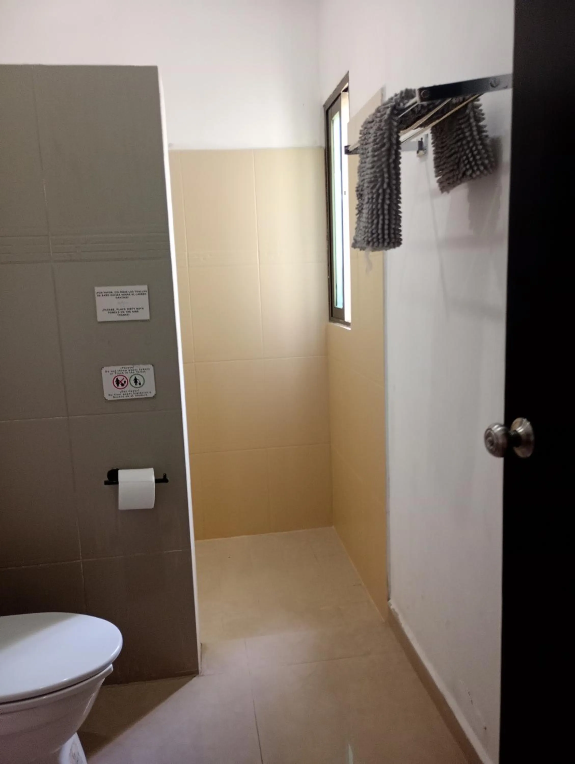 Bathroom in Villas Akalan