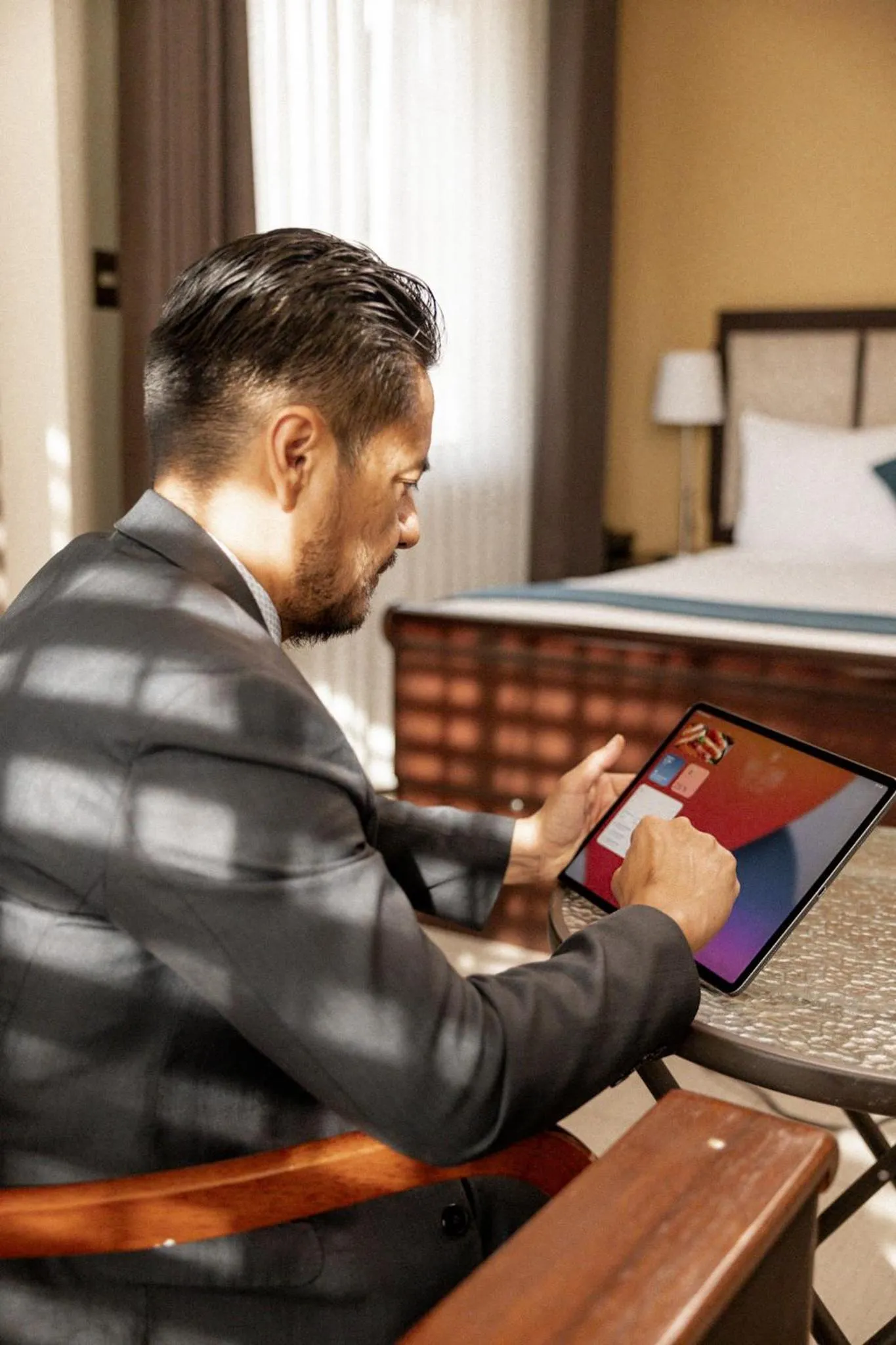 People in Hotel D'Carlo Class