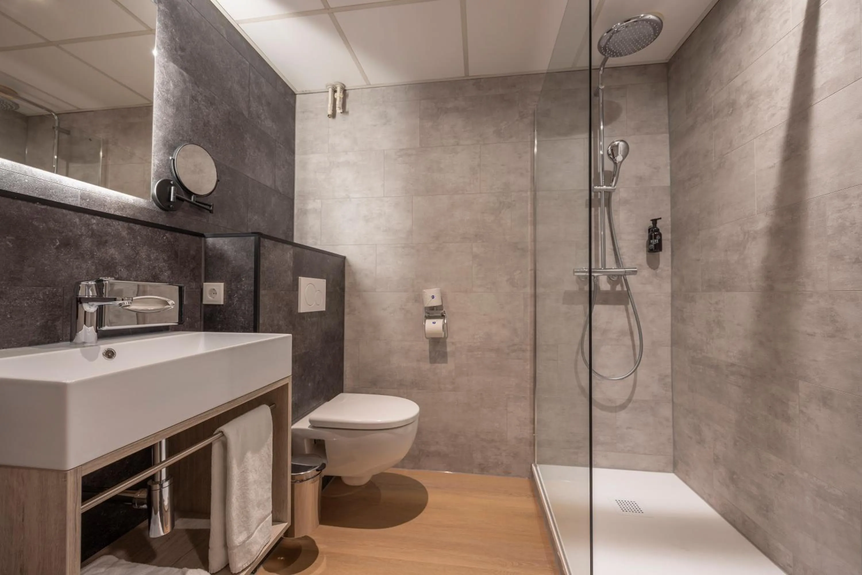 Bathroom in Fletcher Hotel Apeldoorn