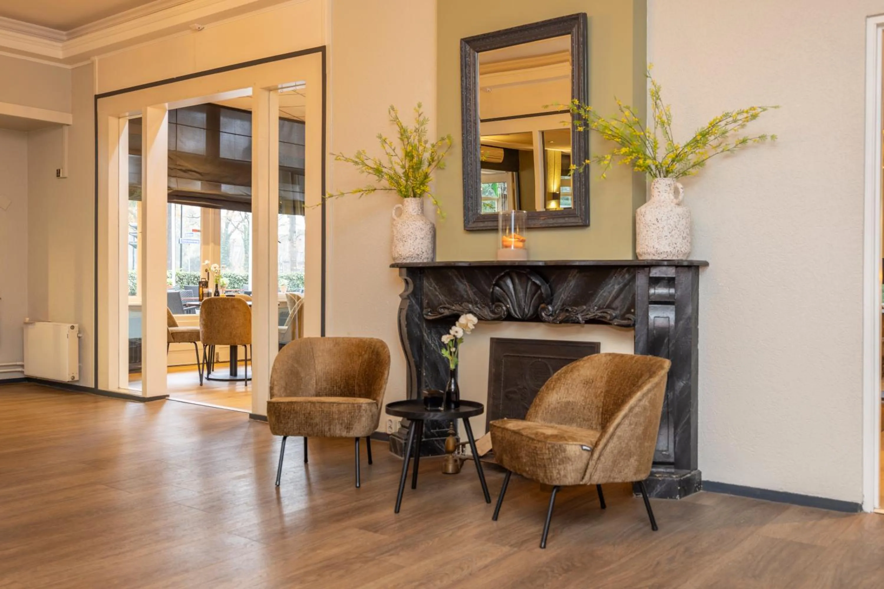 Seating area in Fletcher Hotel Apeldoorn