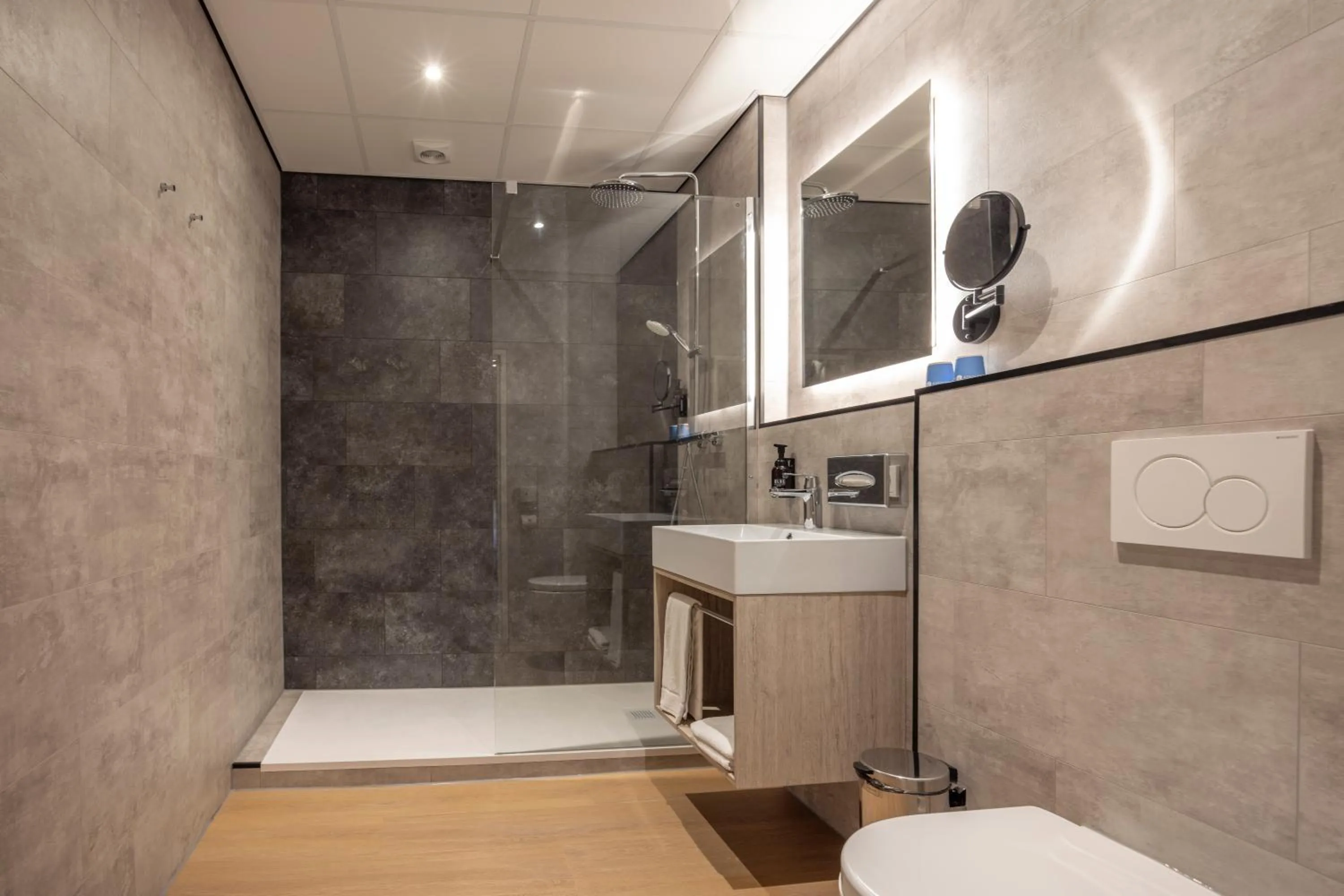 Bathroom in Fletcher Hotel Apeldoorn