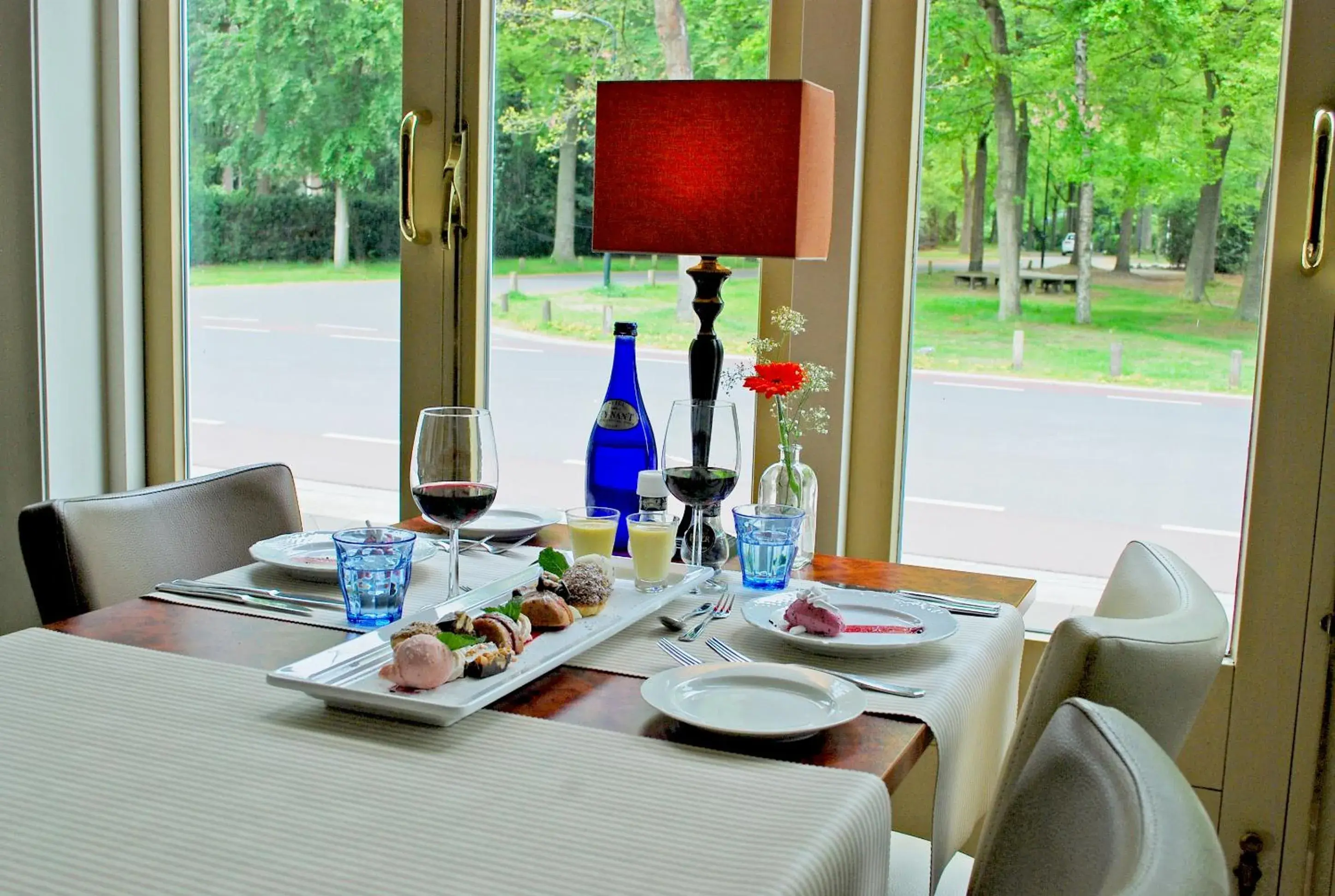 Restaurant/places to eat in Fletcher Hotel Apeldoorn Restaurant/places to eat in Fletcher Hotel Apeldoorn