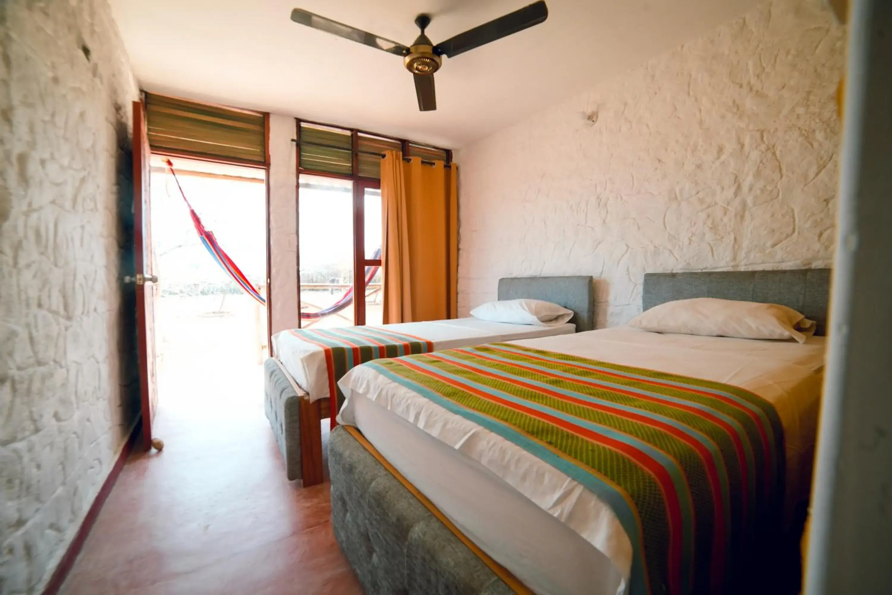 Twin Room with Lake View in El Remanso del Santuario Twin Room with Lake View in El Remanso del Santuario