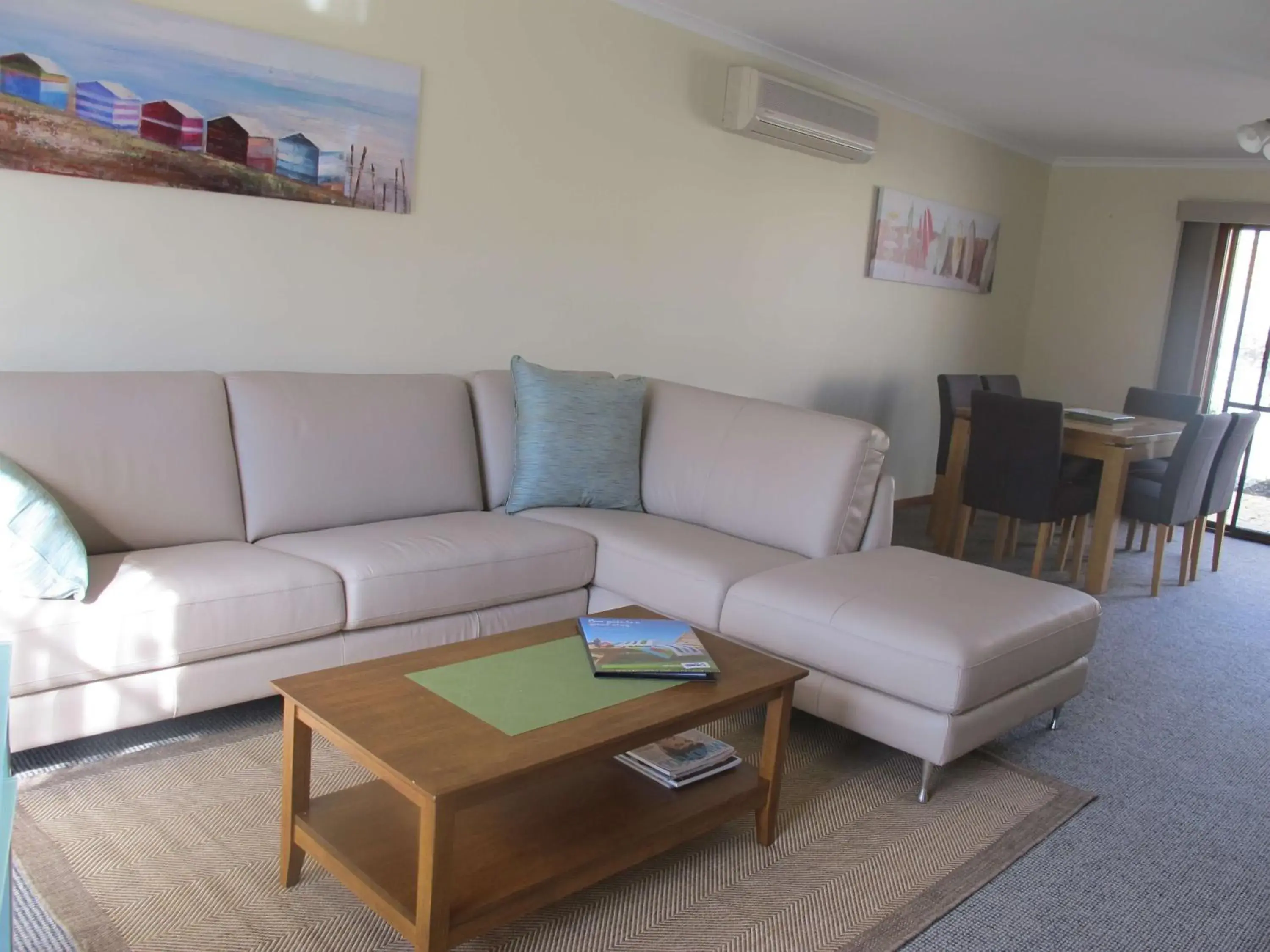 Living room in BIG4 Ingenia Holidays Inverloch Living room in BIG4 Ingenia Holidays Inverloch