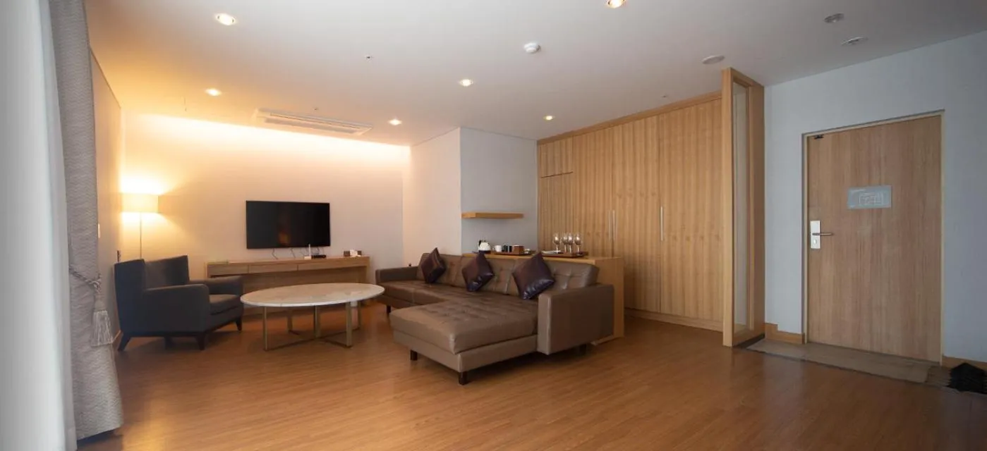 Decorative detail in Ulsan City Hotel