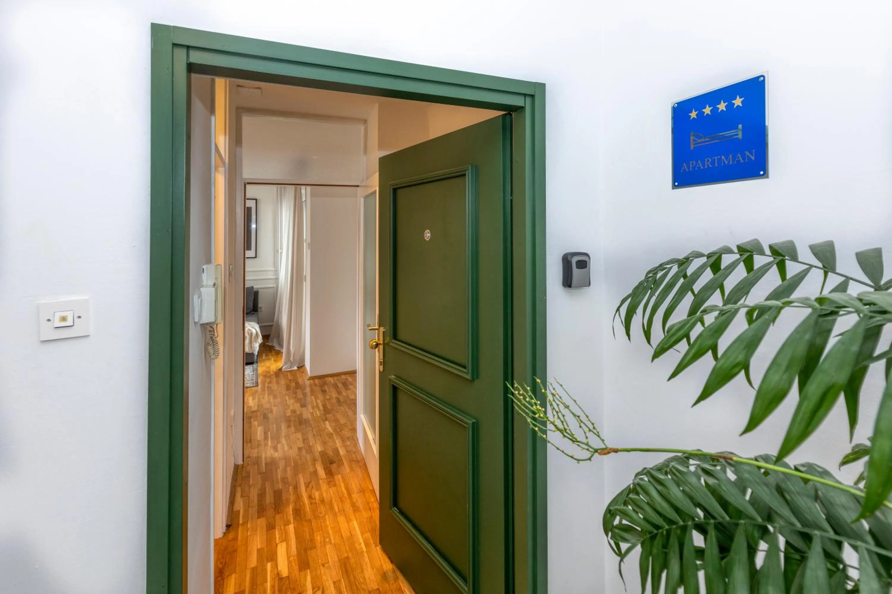 Mountain View Apartment Lika****