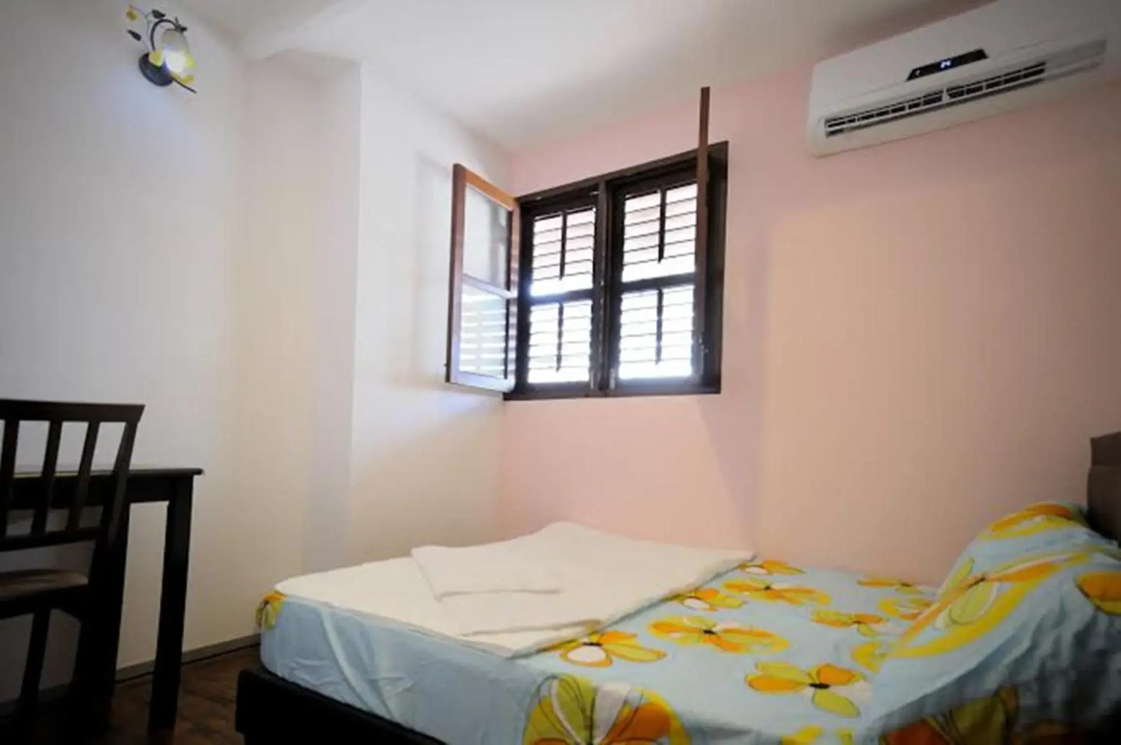 Photo of the whole room, Bed in Thirty Three Stewart Houze Photo of the whole room, Bed in Thirty Three Stewart Houze