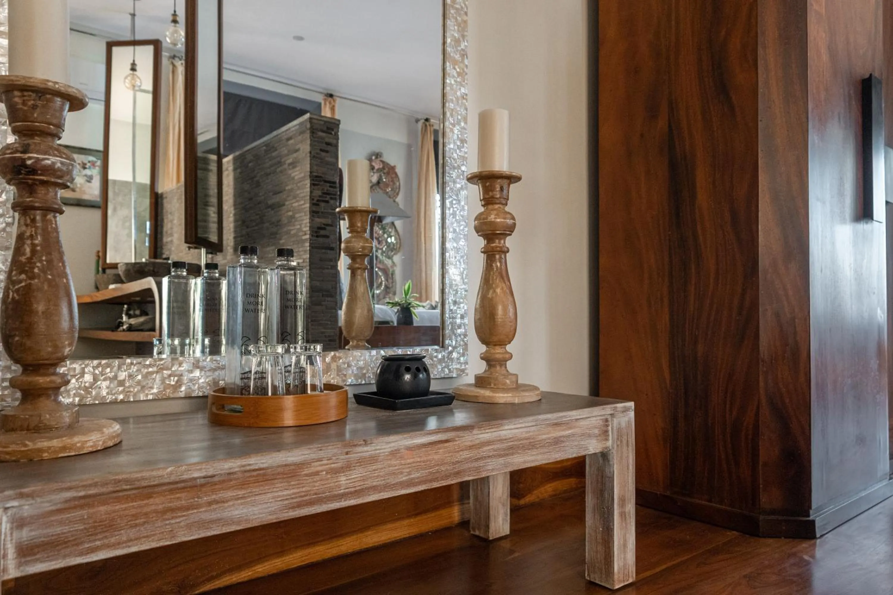 Decorative detail in Eraeliya Villas & Gardens