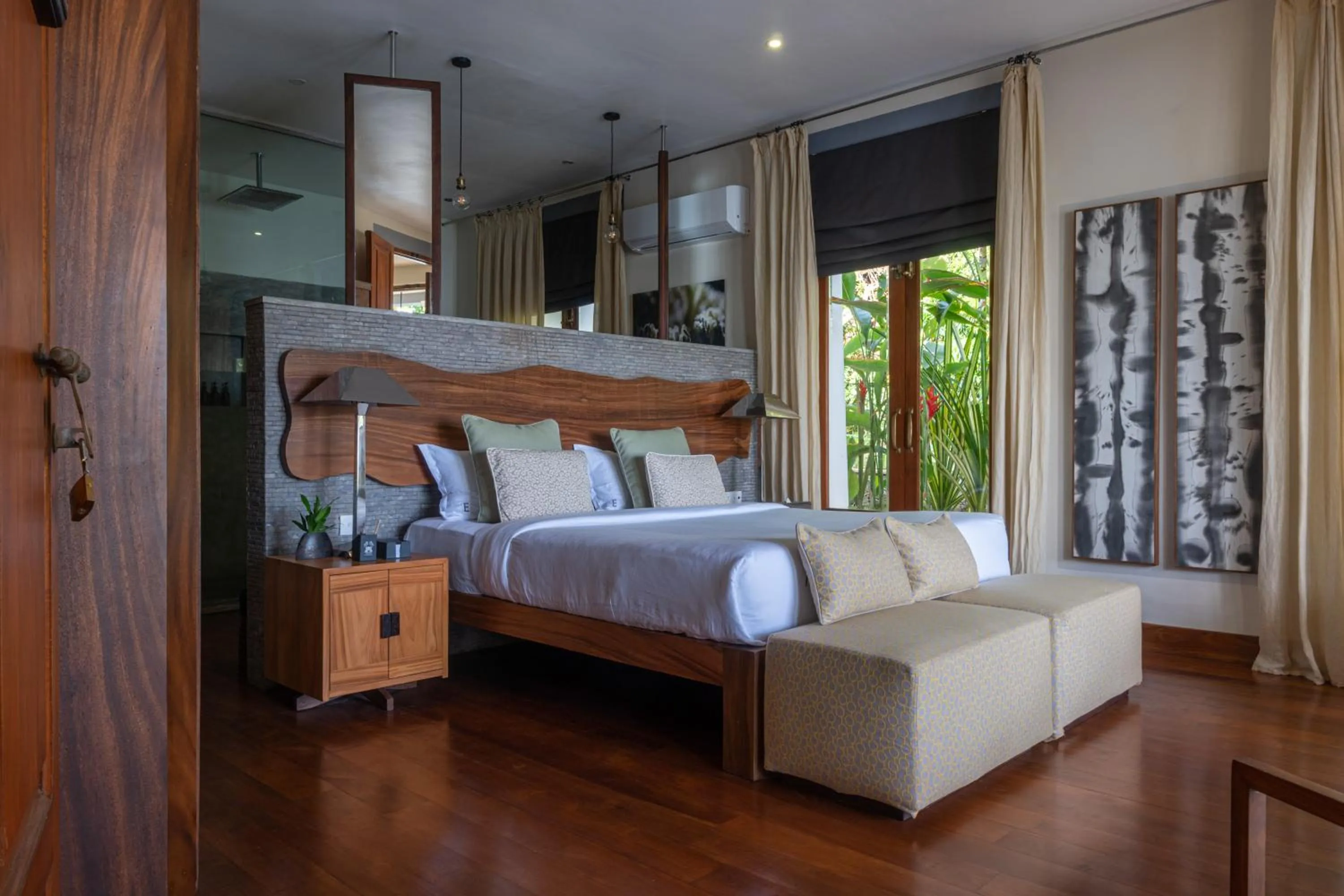 Bed in Eraeliya Villas & Gardens