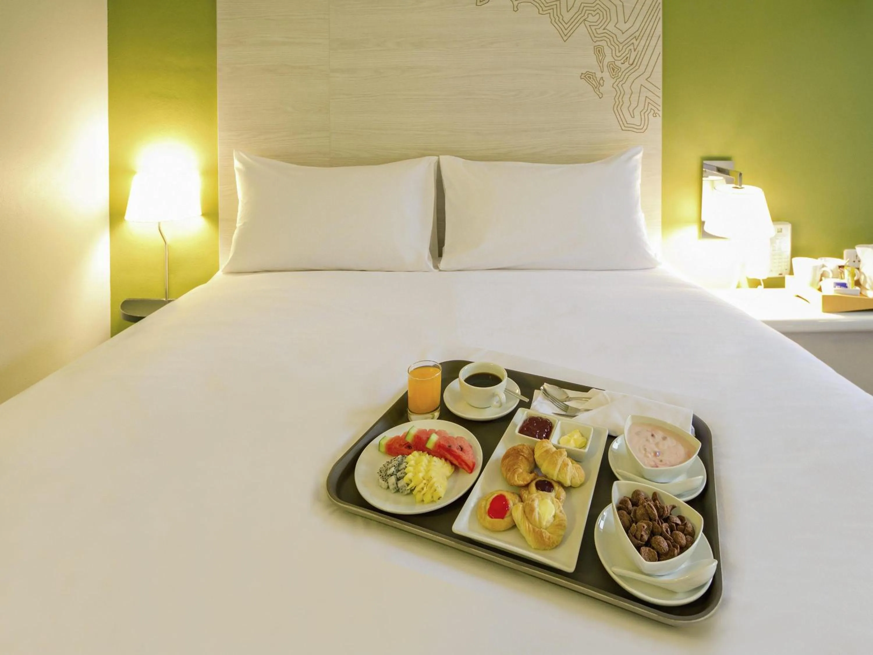 Bedroom, Bed in ibis Styles Krabi Ao Nang