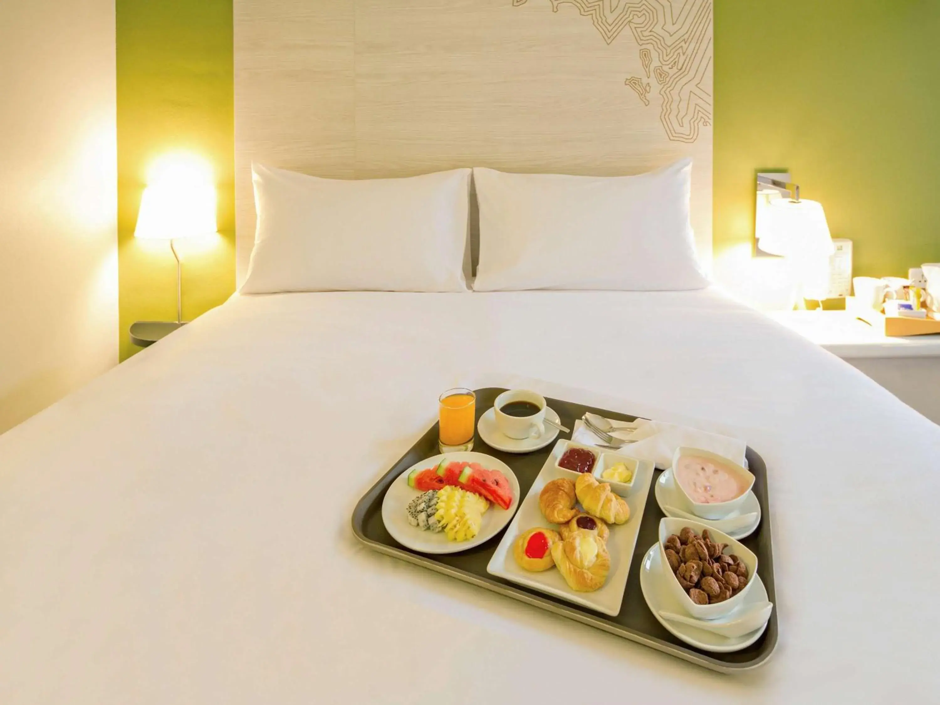Restaurant/places to eat, Bed in ibis Styles Krabi Ao Nang Restaurant/places to eat, Bed in ibis Styles Krabi Ao Nang