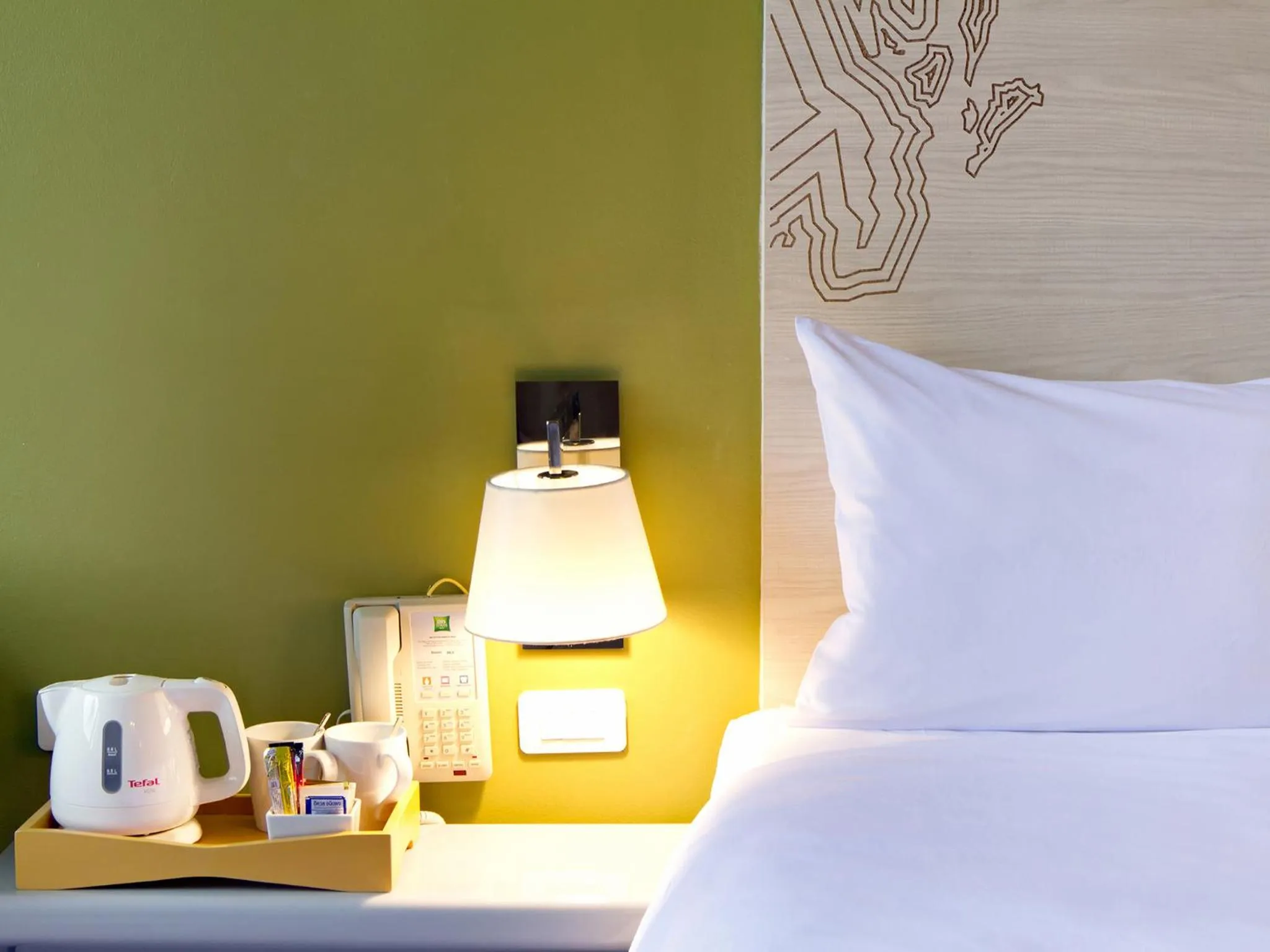 Coffee/tea facilities, Bed in ibis Styles Krabi Ao Nang