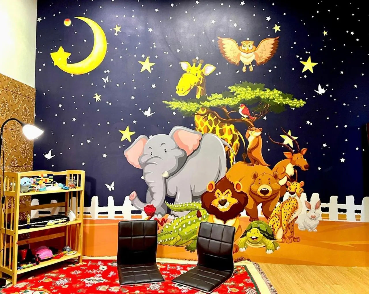 Decorative detail in De Vivre Homestay Măng Đen