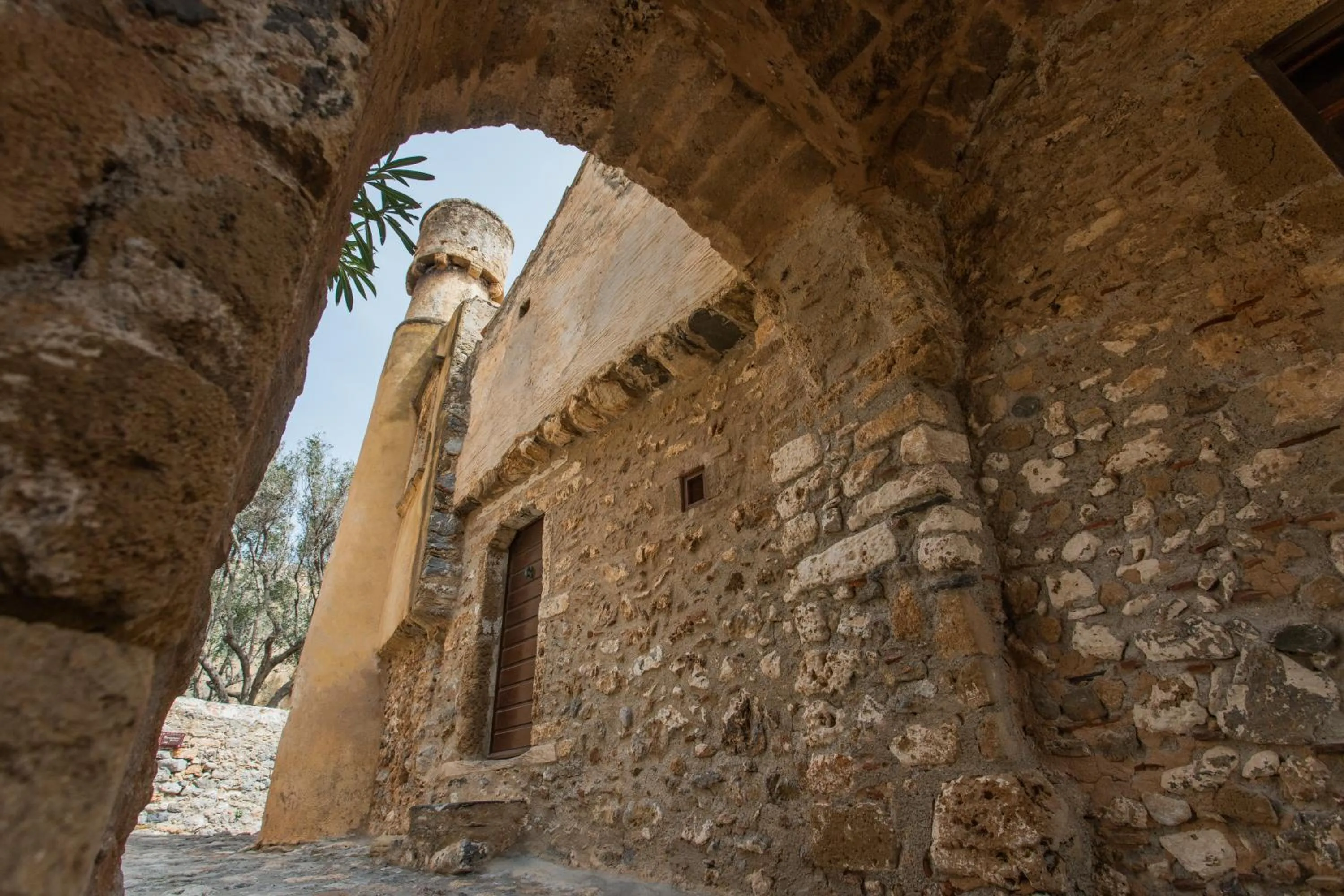 Property building in Dorovinis Monemvasia Castlehouses