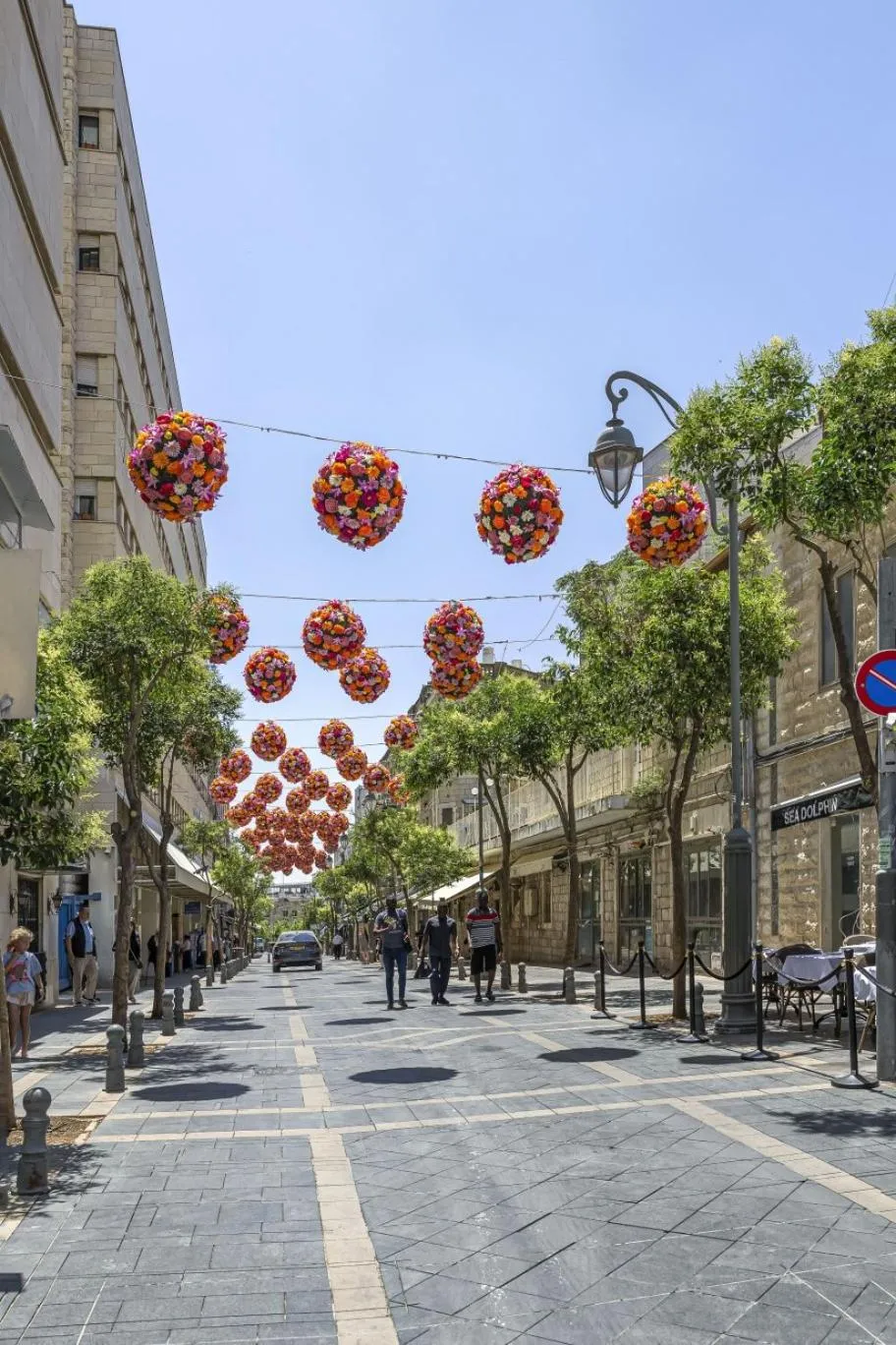 Neighbourhood in IB Properties Suites