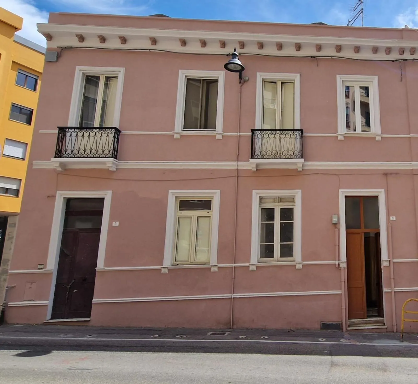 Dani's House