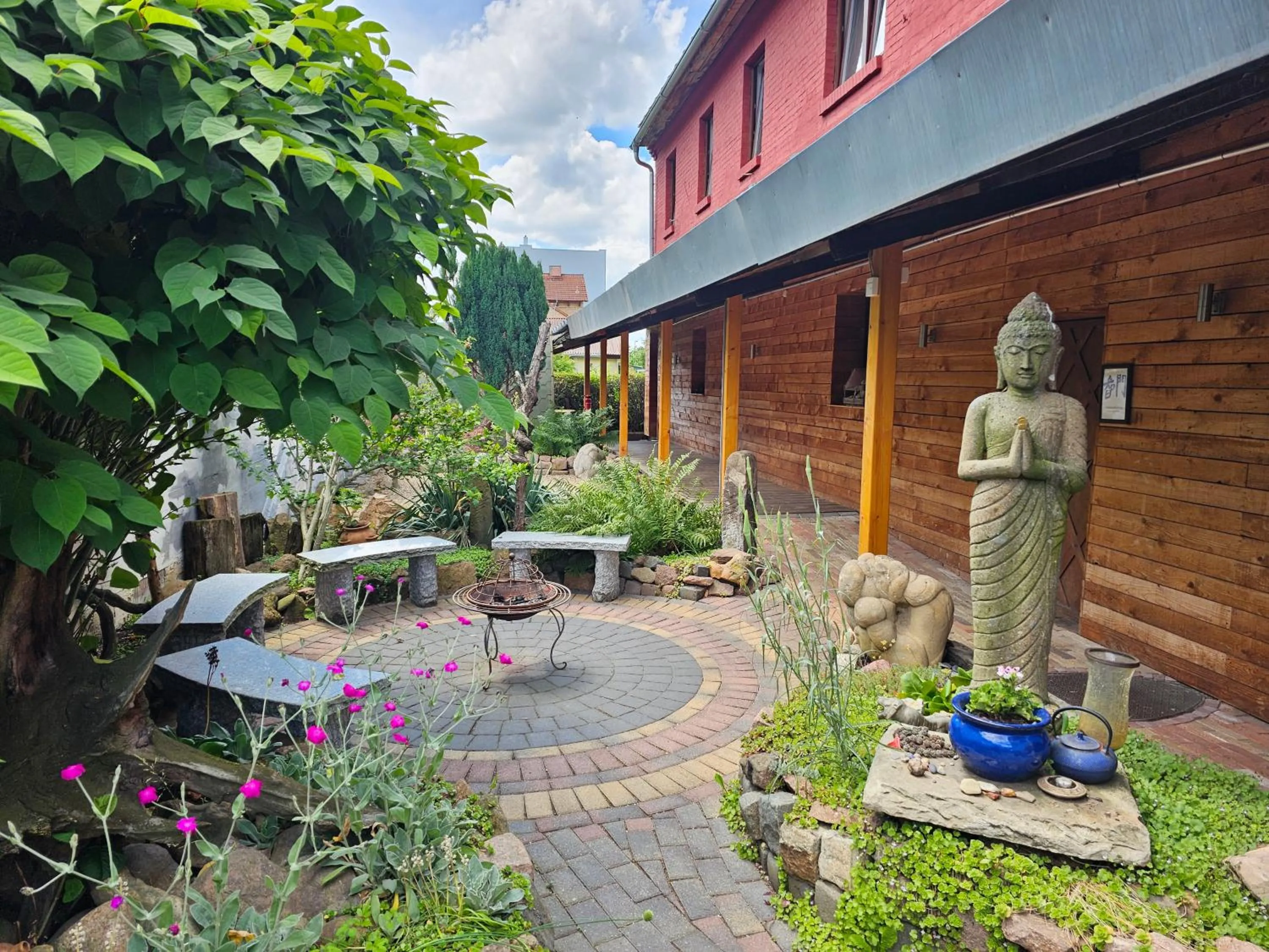 Property building in Aparthotel & Seminarhaus Wolkentor