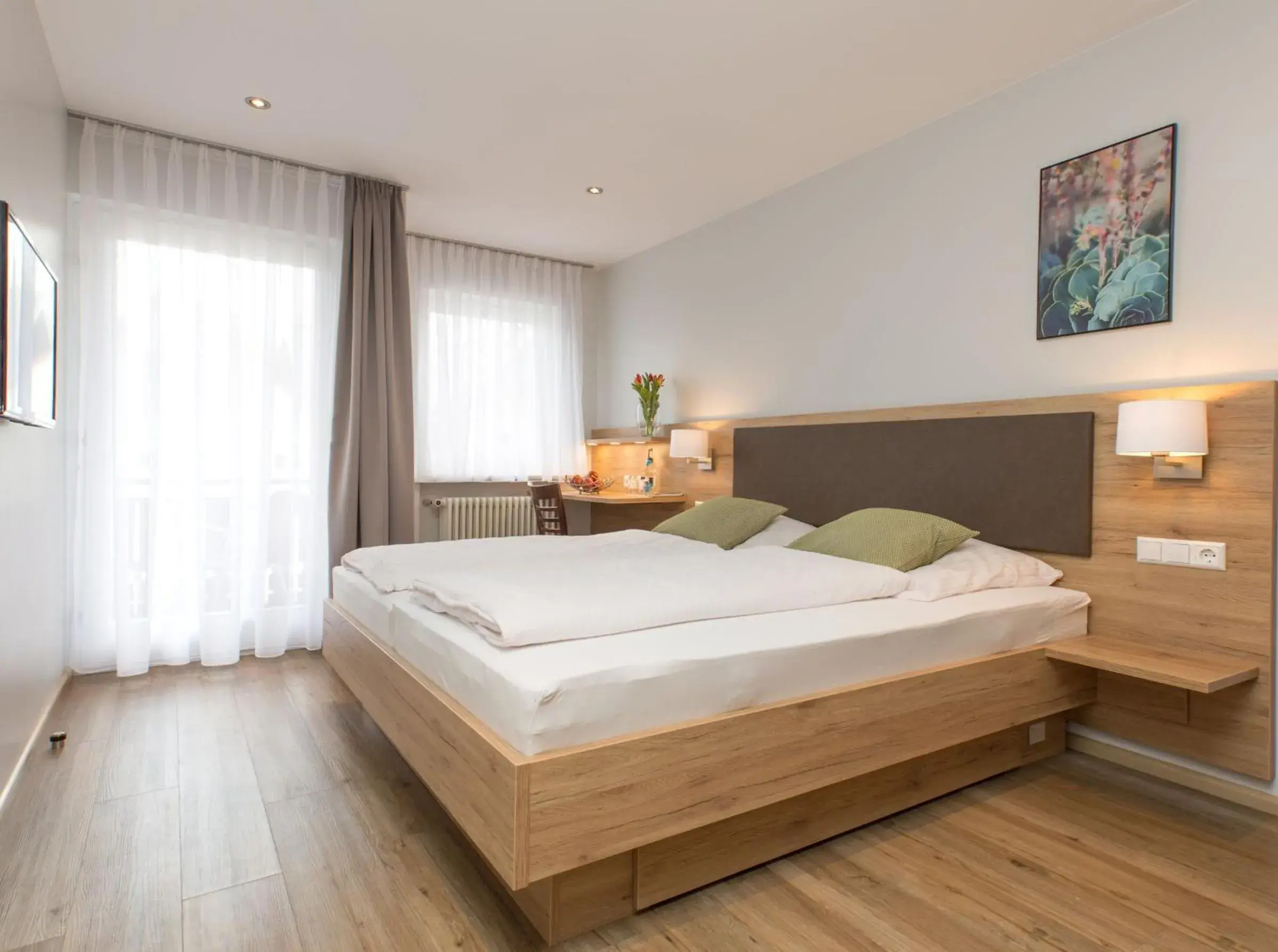 Double Room with Balcony - single occupancy in Appartements 'In Vino Veritas' Double Room with Balcony - single occupancy in Appartements 'In Vino Veritas'