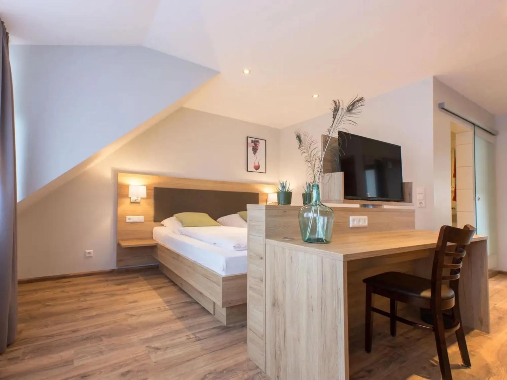 Property building, Bed in Appartements 'In Vino Veritas'