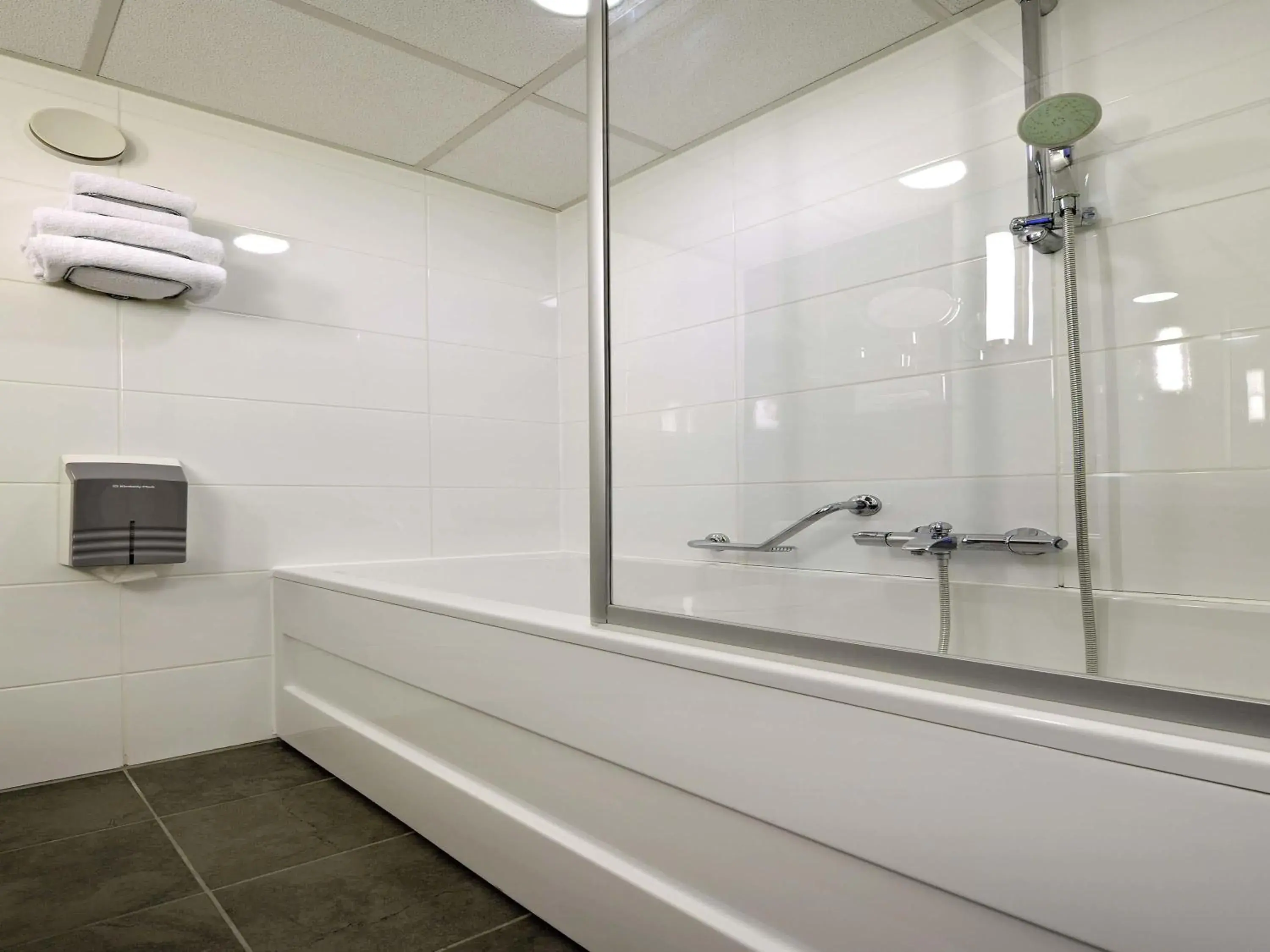 Bedroom in Mercure Hotel Zwolle Bedroom in Mercure Hotel Zwolle