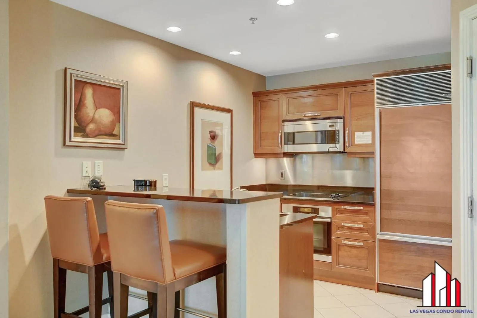 Signature 2Br3Ba F1 View Balcony Ste 34-819 and 21