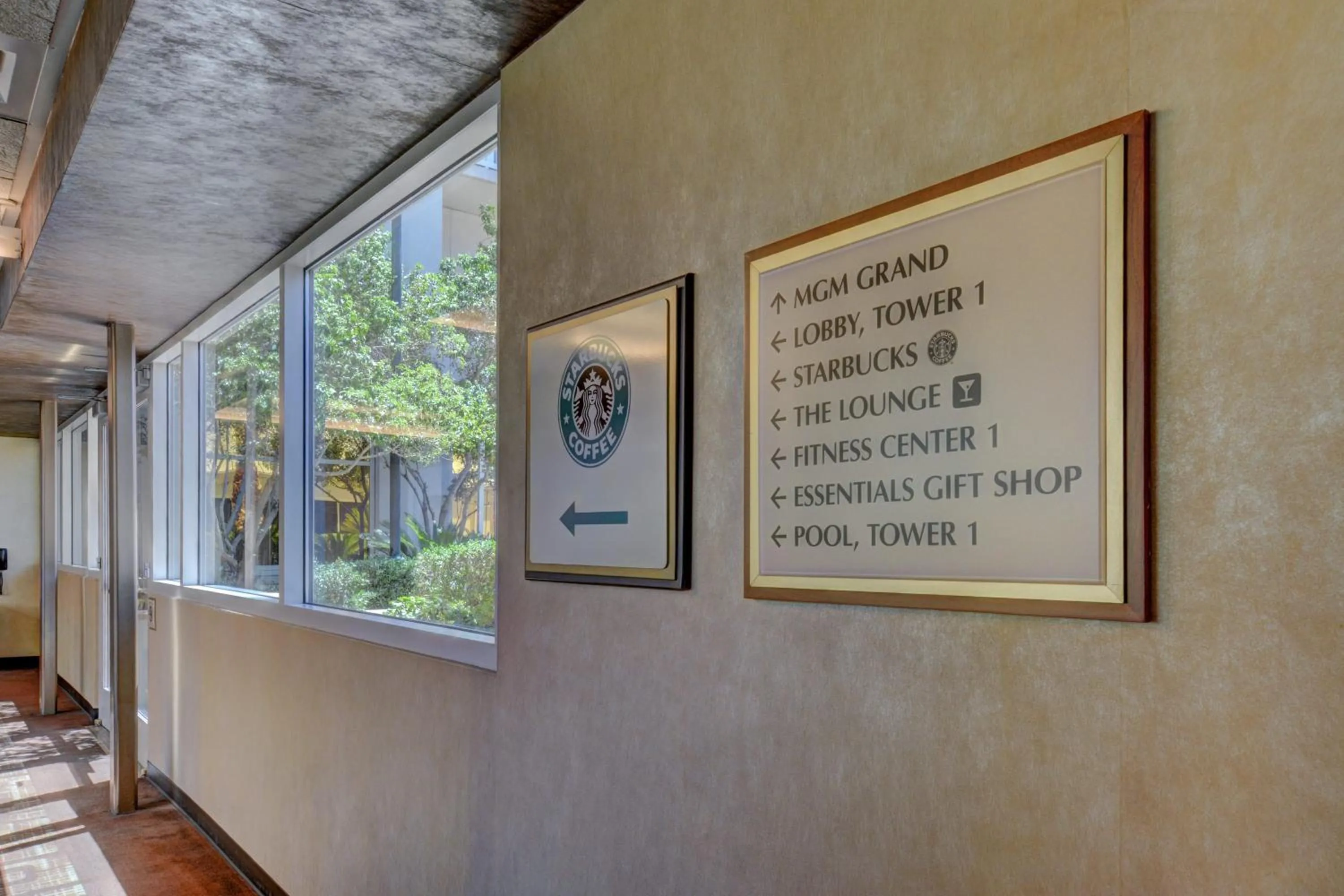 Signature 2Br3Ba F1 View Balcony Ste 34-819 and 21