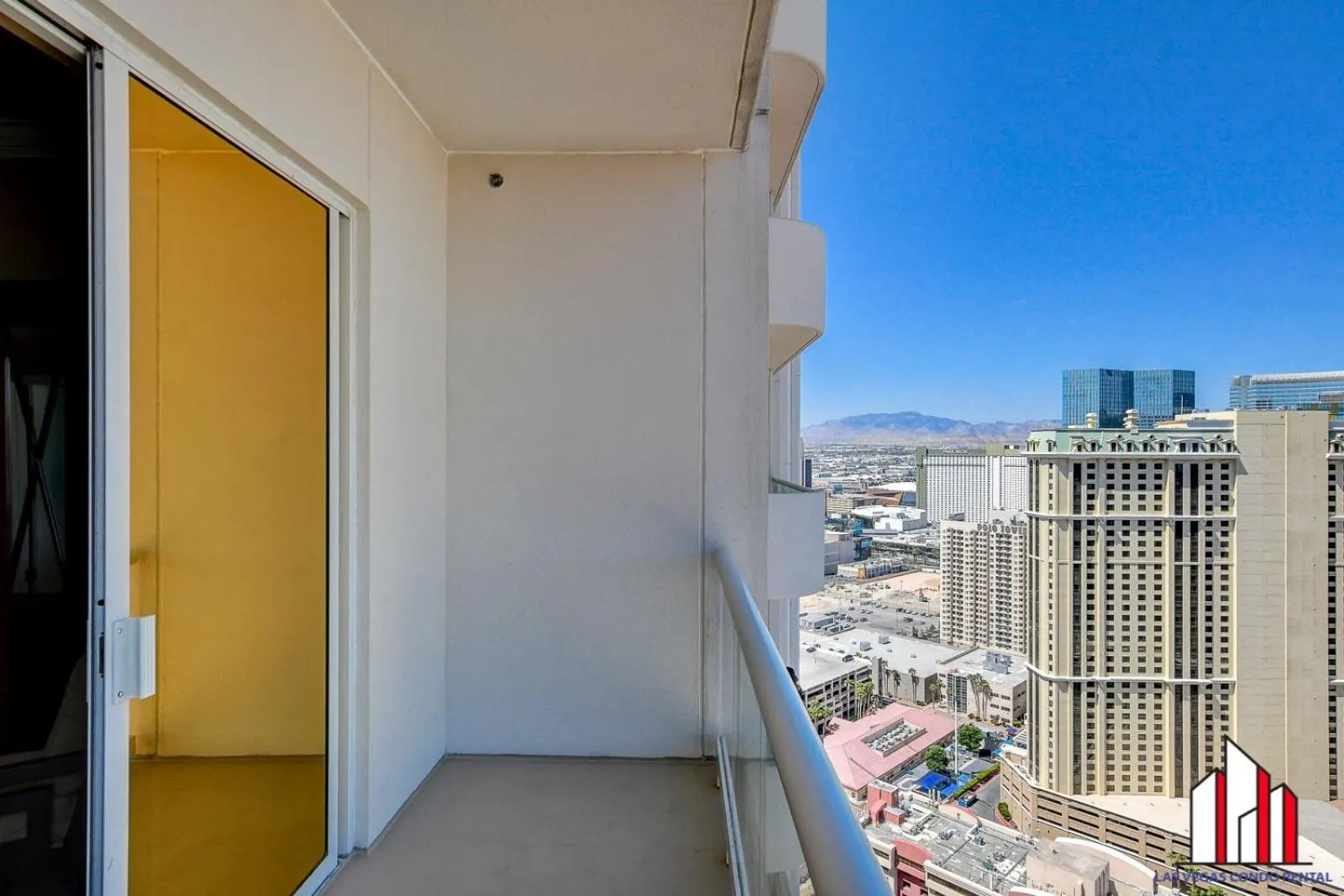 Signature 2Br3Ba F1 View Balcony Ste 34-819 and 21