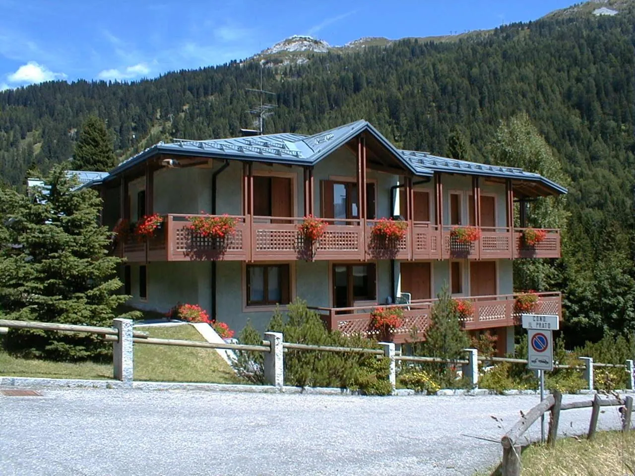 Property building in Residence Orsa Maggiore