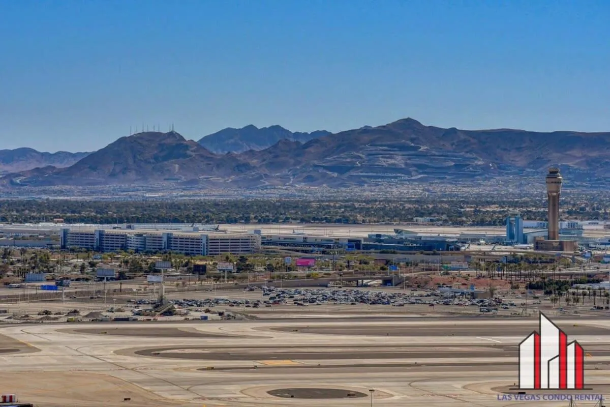 Signature 2Br3Ba balcony combo units 16-702 and 04