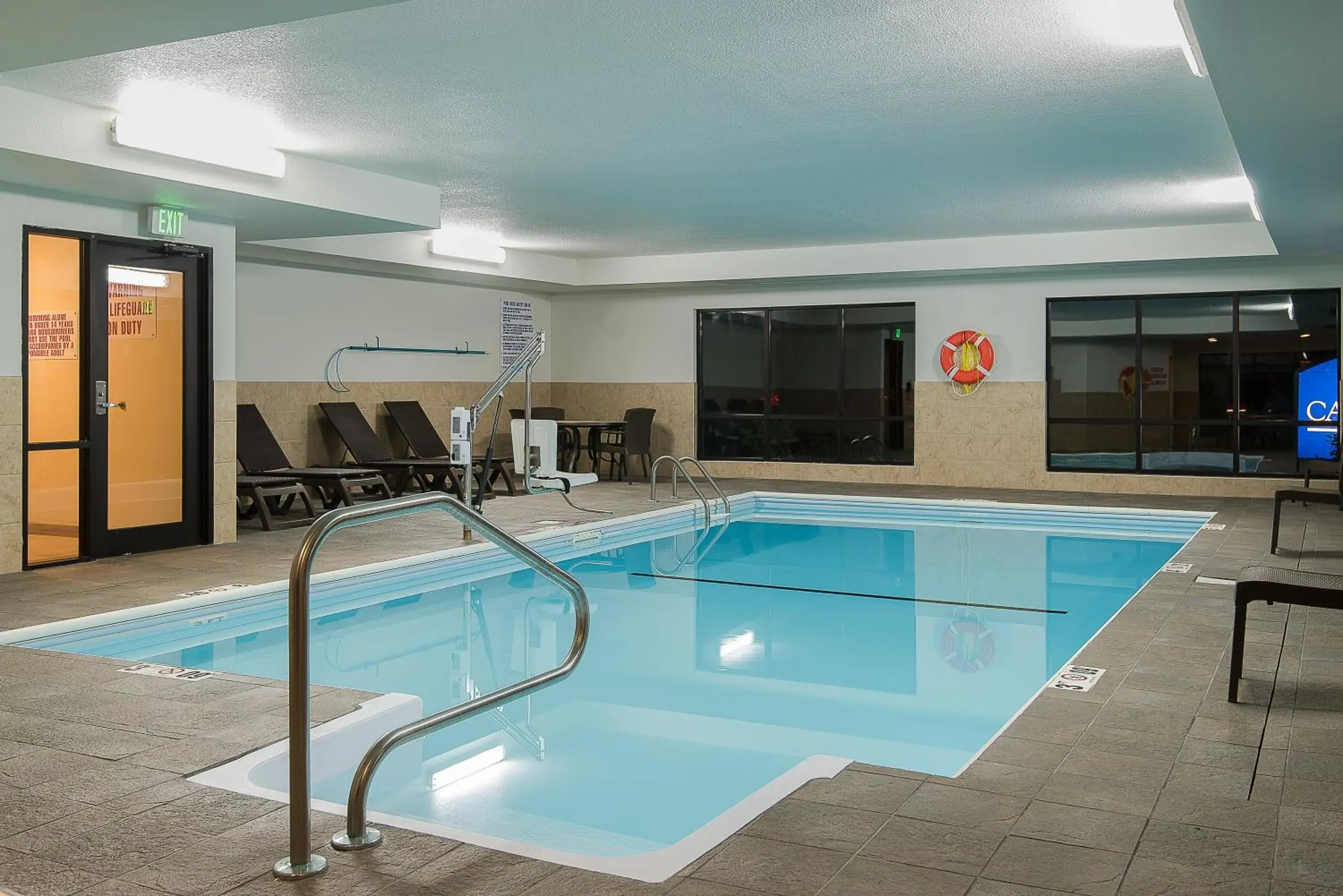 Swimming pool in Candlewood Suites Bloomington by IHG Swimming pool in Candlewood Suites Bloomington by IHG