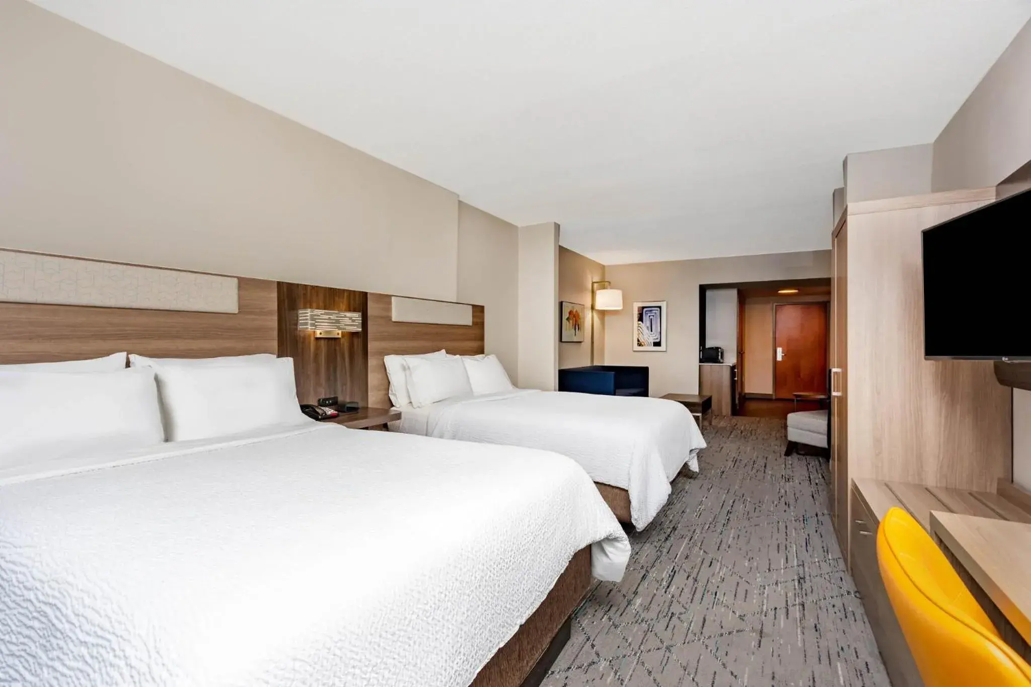 Photo of the whole room, Bed in Holiday Inn Express & Suites Lantana by IHG Photo of the whole room, Bed in Holiday Inn Express & Suites Lantana by IHG