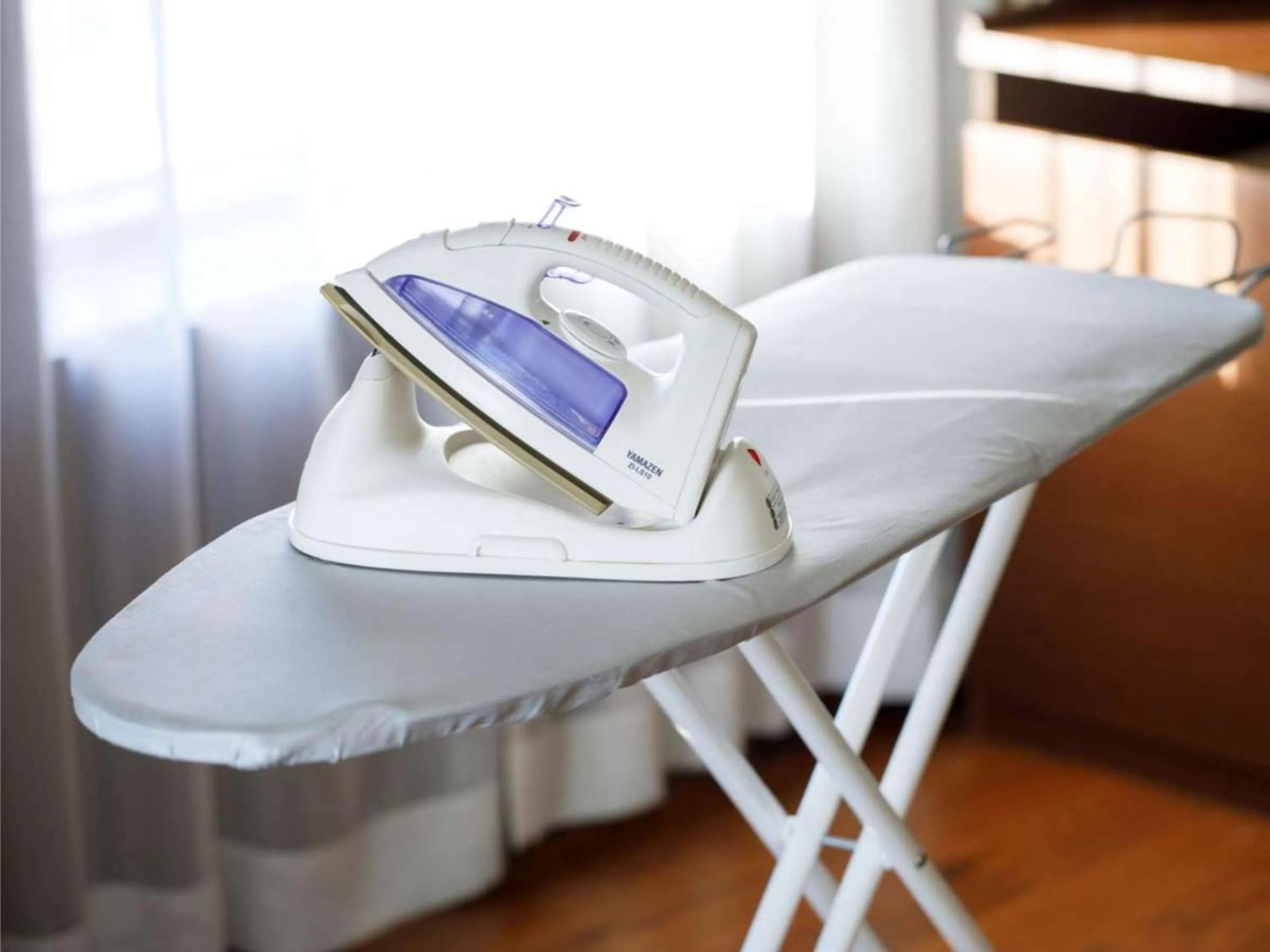 Photo of the whole room in ANA Holiday Inn Kanazawa Sky by IHG