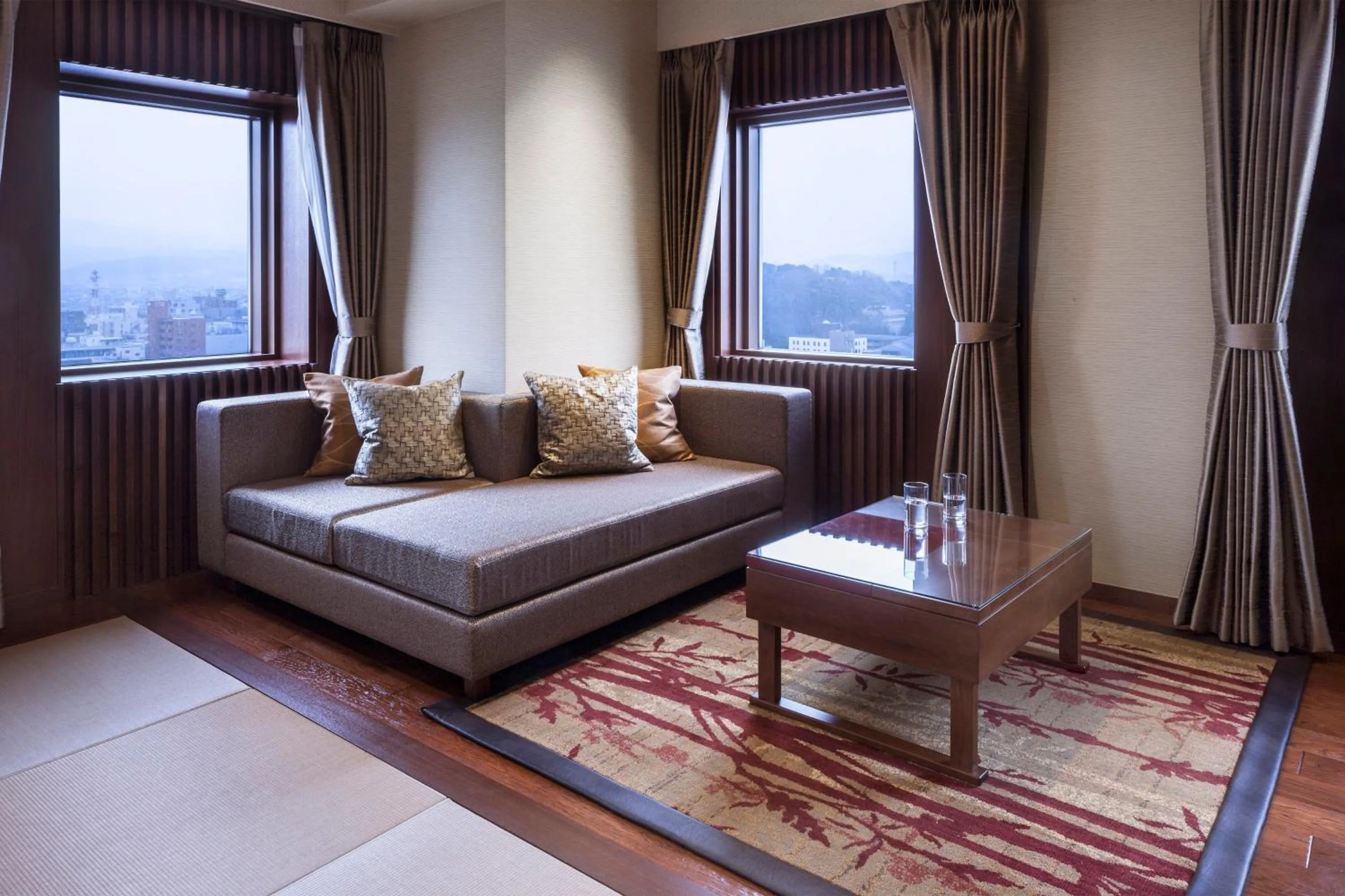 Photo of the whole room in ANA Holiday Inn Kanazawa Sky by IHG